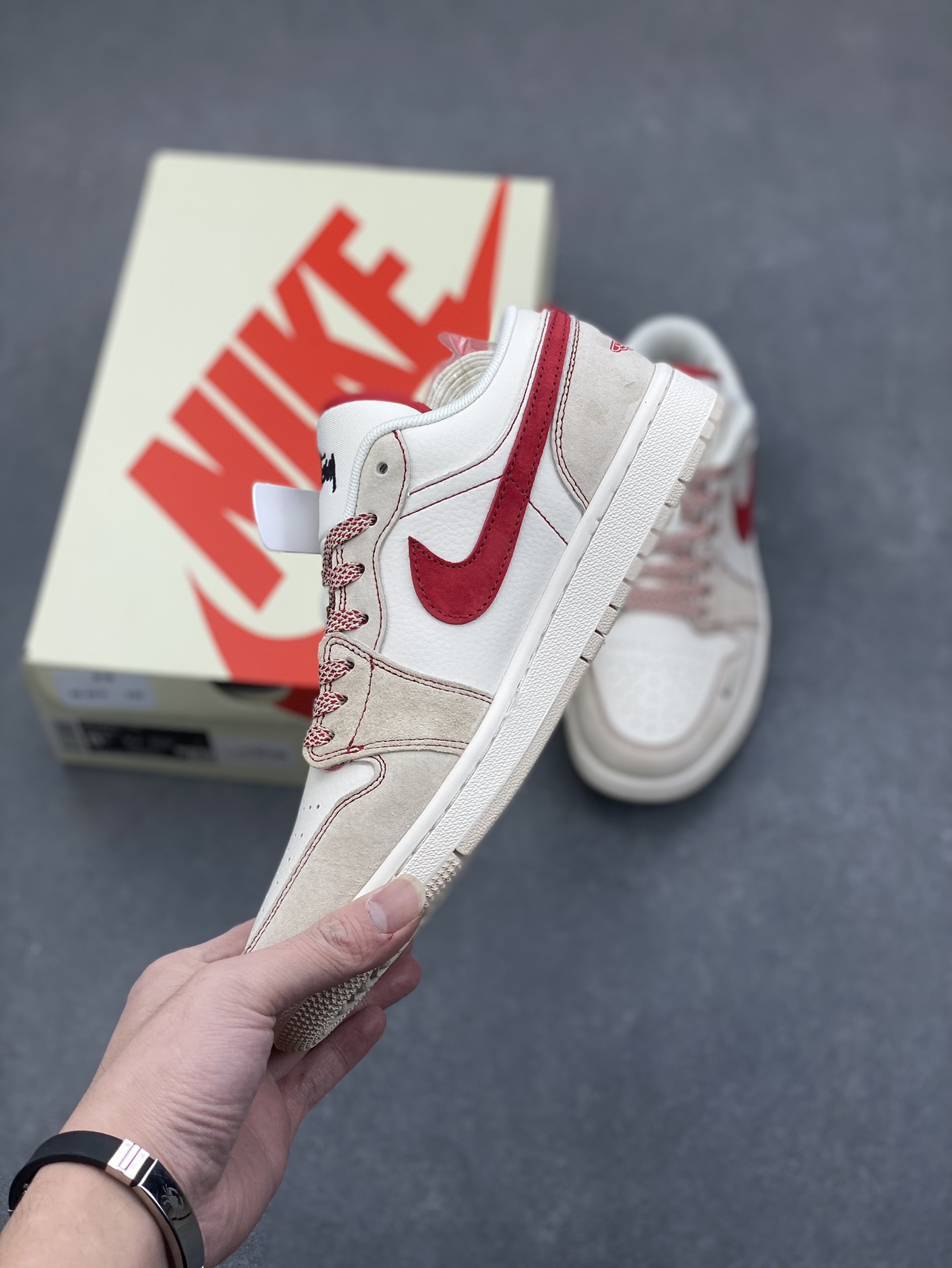 Nike Air Jordan 1 Low x Stussy Collab Cream/Red Sneakers 3 i1734628796 2498 8