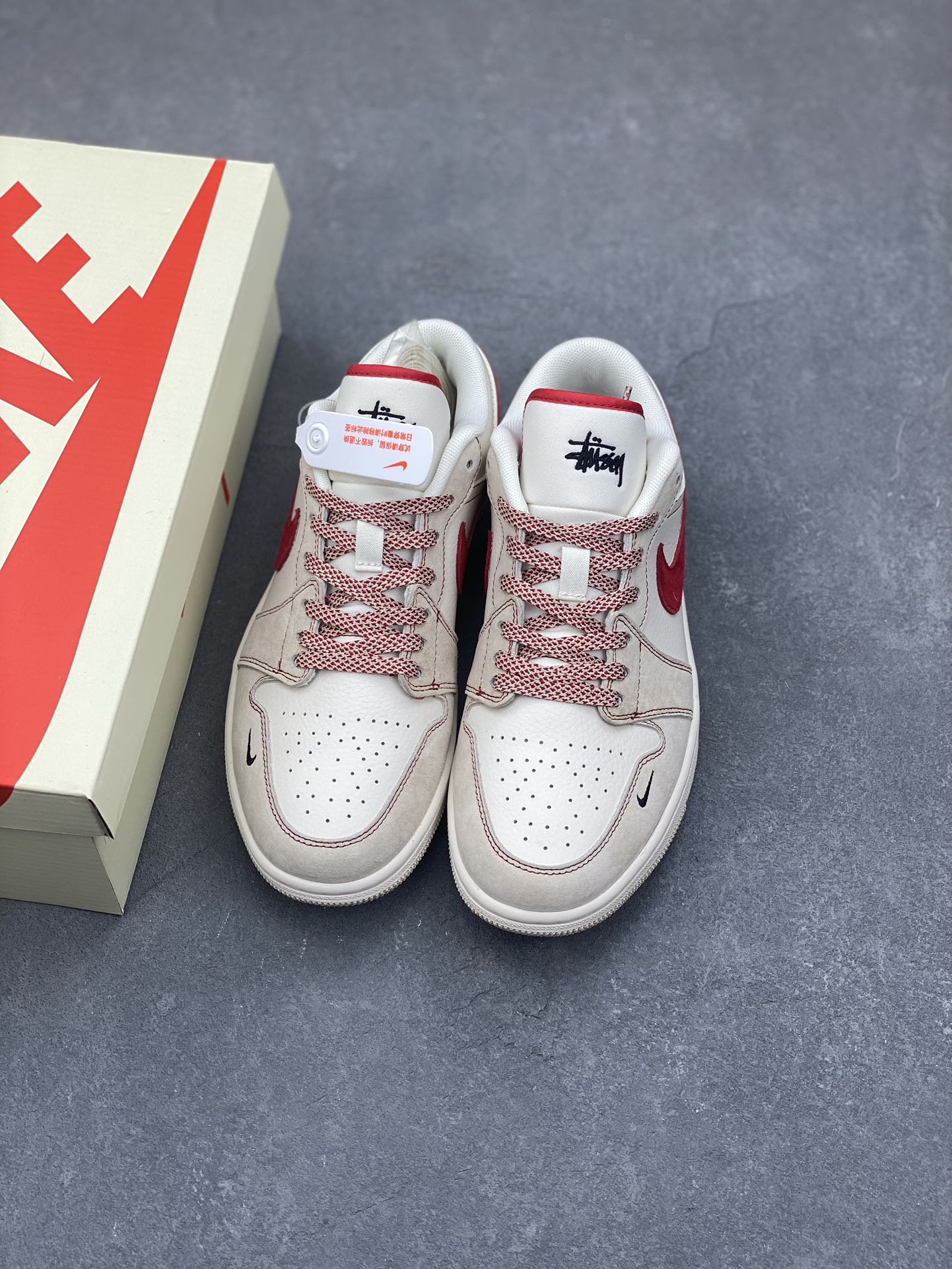Nike Air Jordan 1 Low x Stussy Collab Cream/Red Sneakers 8 i1734628796 7540 6