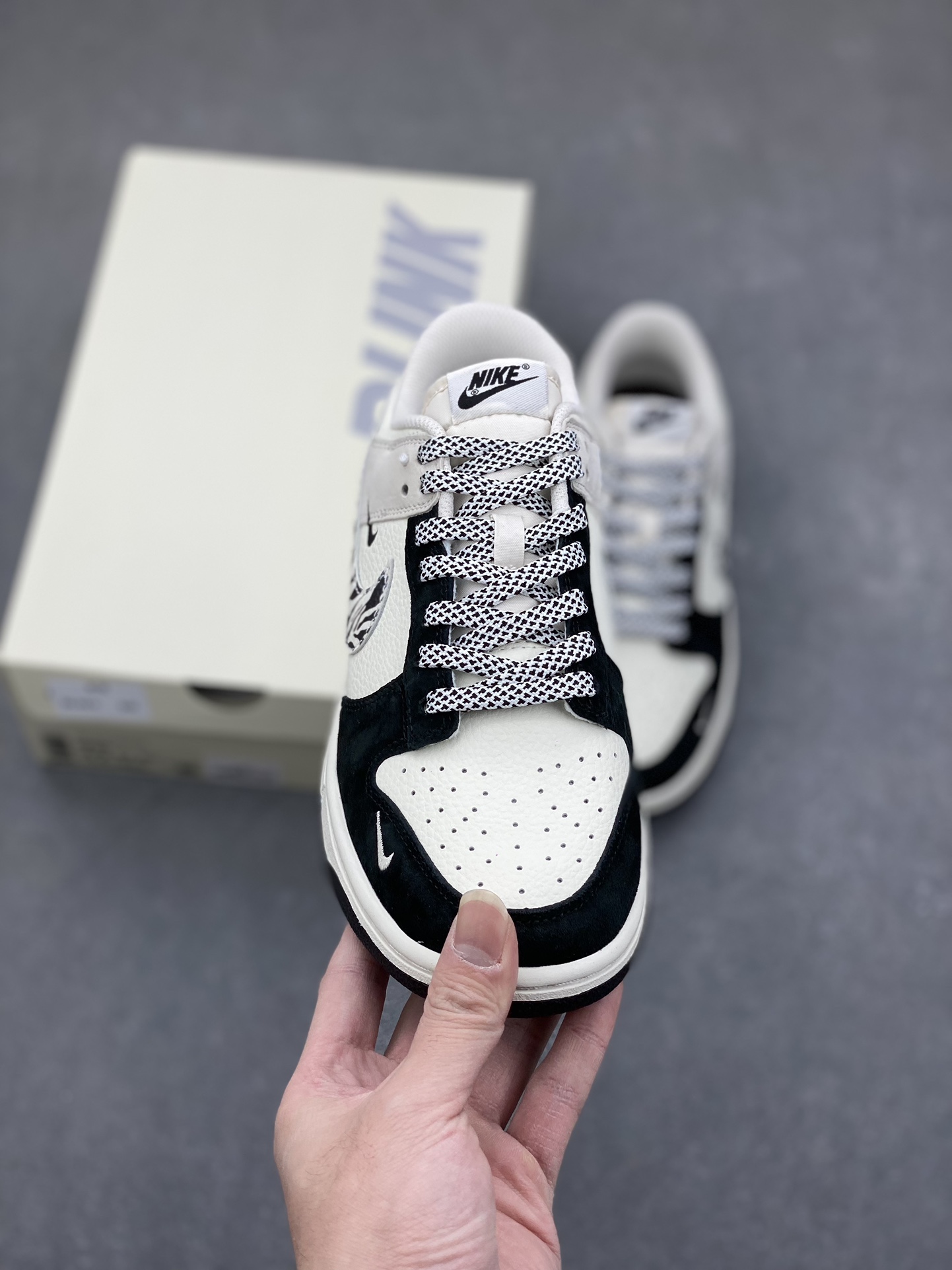Nike SB Dunk Low BAPE Collabo Sneakers - Premium Comfort & Style 2 i1735060610 2582 0