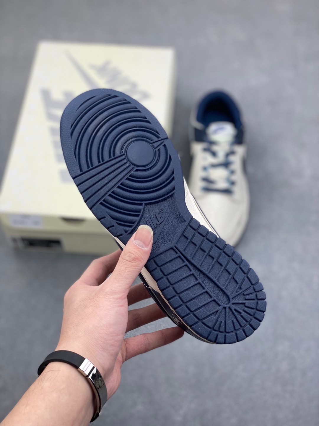 Nike SB Dunk Low Louis Vuitton Custom White Blue Casual Sneakers 7 i1735244547997 3242 0 5