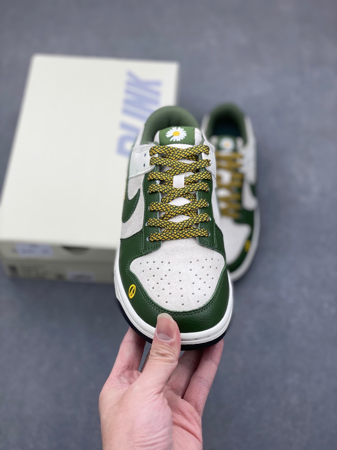 Nike SB Dunk Low Peaceminusone Daisy - Pigalle Green Casual Sneakers 3 i1735245554828 2533 0 1