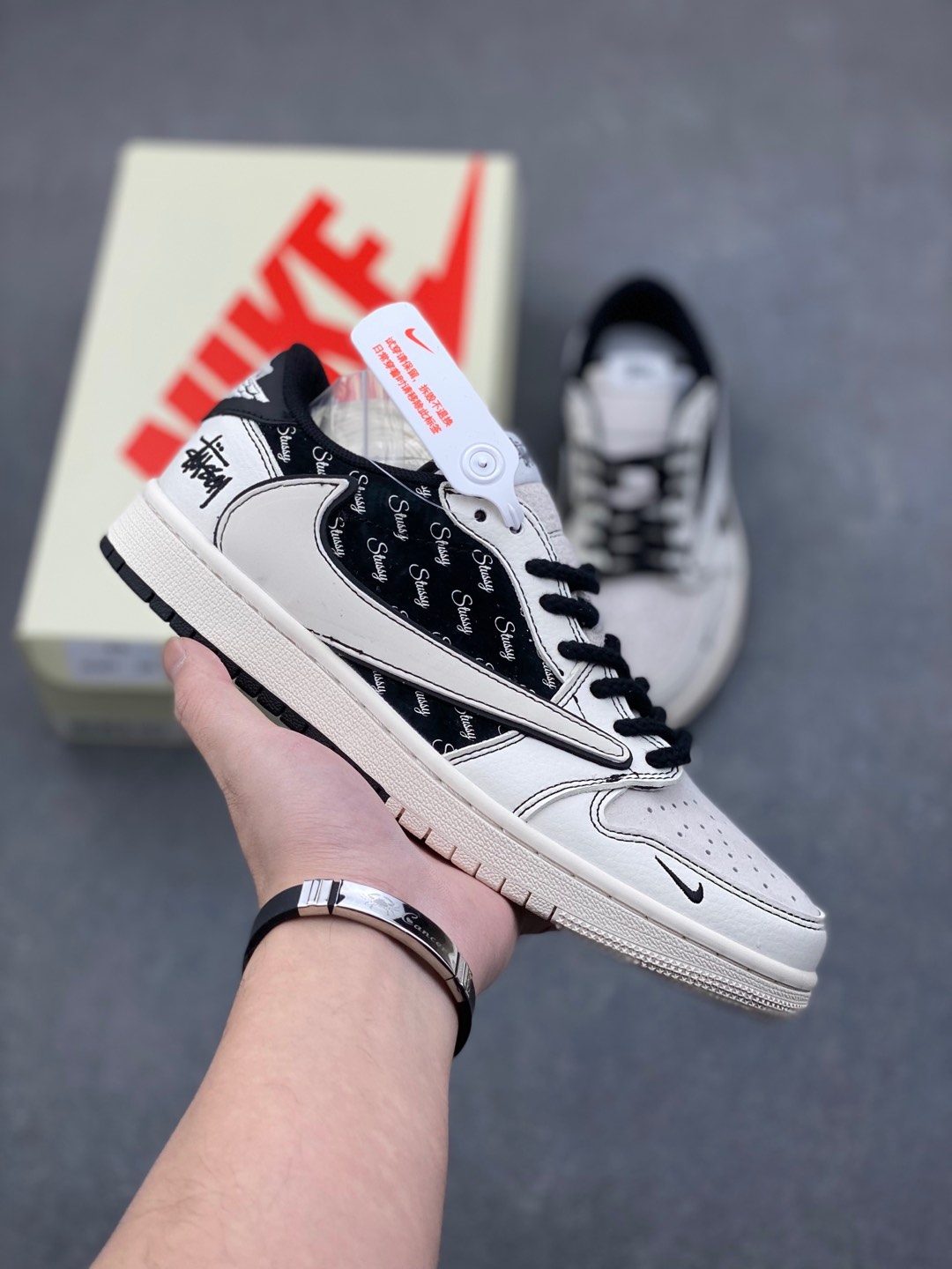 Travis Scott x Nike Air Jordan 1 Low Stussy - Limited Edition Sneakers 2 i1735328200668 3975 0 0