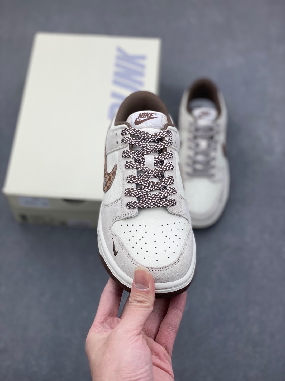 Nike SB Dunk Low x Gucci 'Beige' Sneakers Premium Leather Shoes 2 i1735328480905 8045 0 1