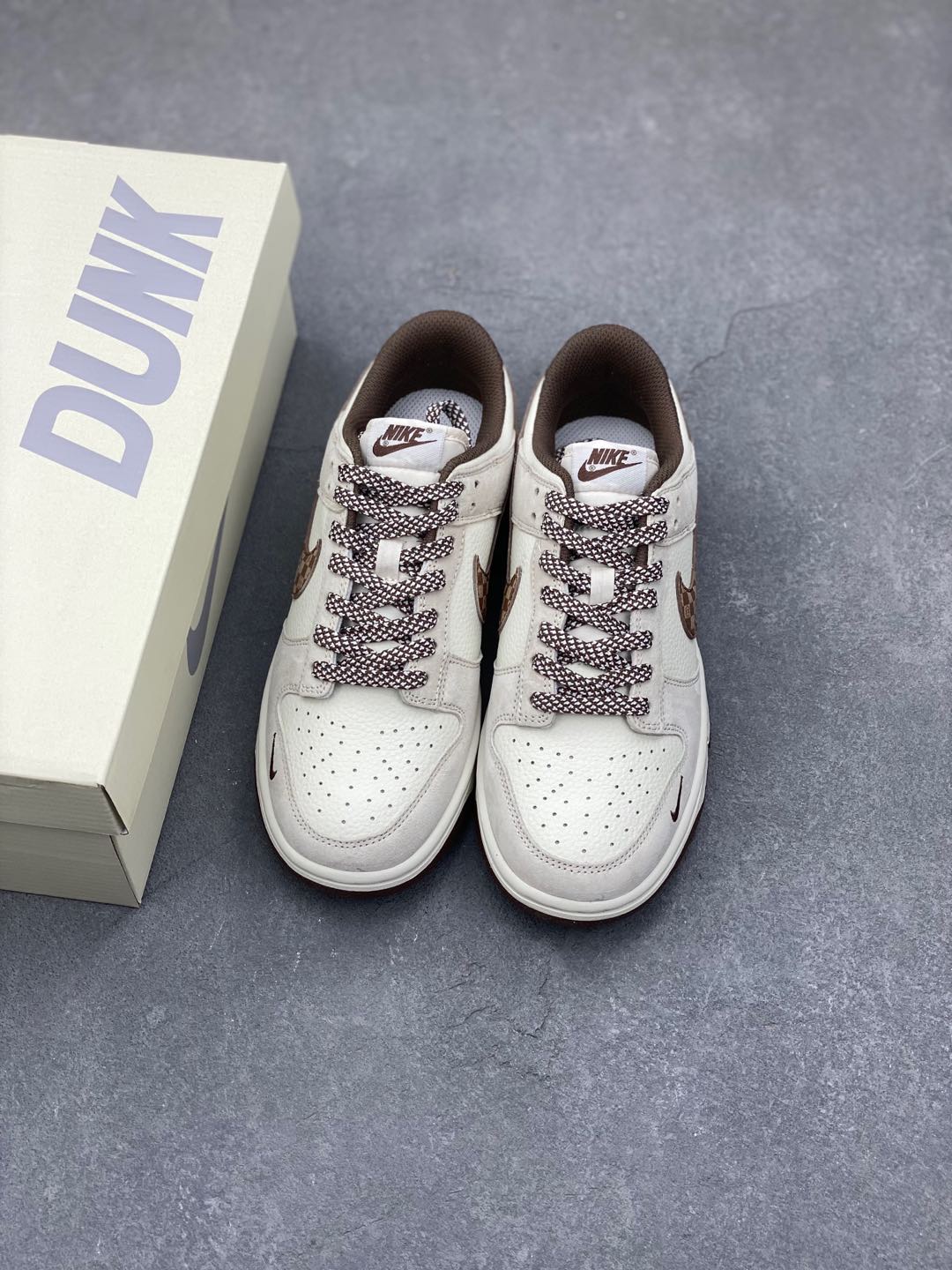 Nike SB Dunk Low x Gucci 'Beige' Sneakers Premium Leather Shoes 8 i1735328481372 8442 0 7