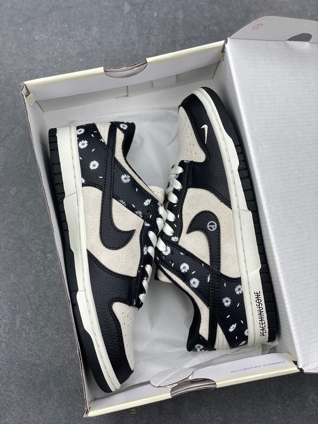 Nike SB Dunk Low x Peaceminusone Black/White, Style DJ2024, Sizes 36-45 10 i1735506683182 4584 0 8