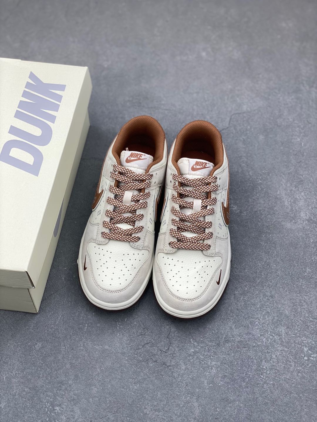 Nike SB Dunk Low x Fendi White Brown: Premium Quality, Comfortable Fit 8 i1735591830473 9121 0 7