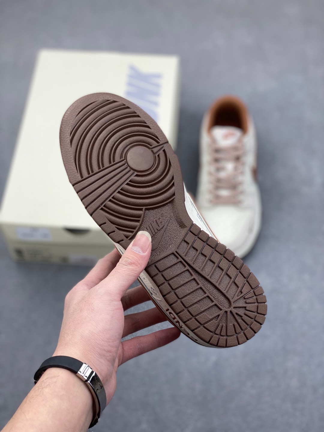 Nike SB Dunk Low x Fendi White Brown: Premium Quality, Comfortable Fit 6 i1735591830617 6052 0 5