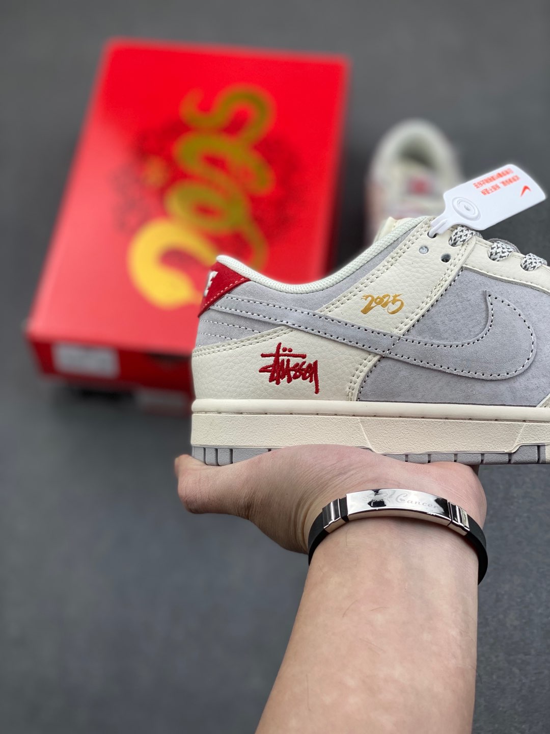 Nike SB Dunk Low x Stussy 'Year of the Snake' White Grey (Various Sizes) 6 i1735592431897 5003 0 4