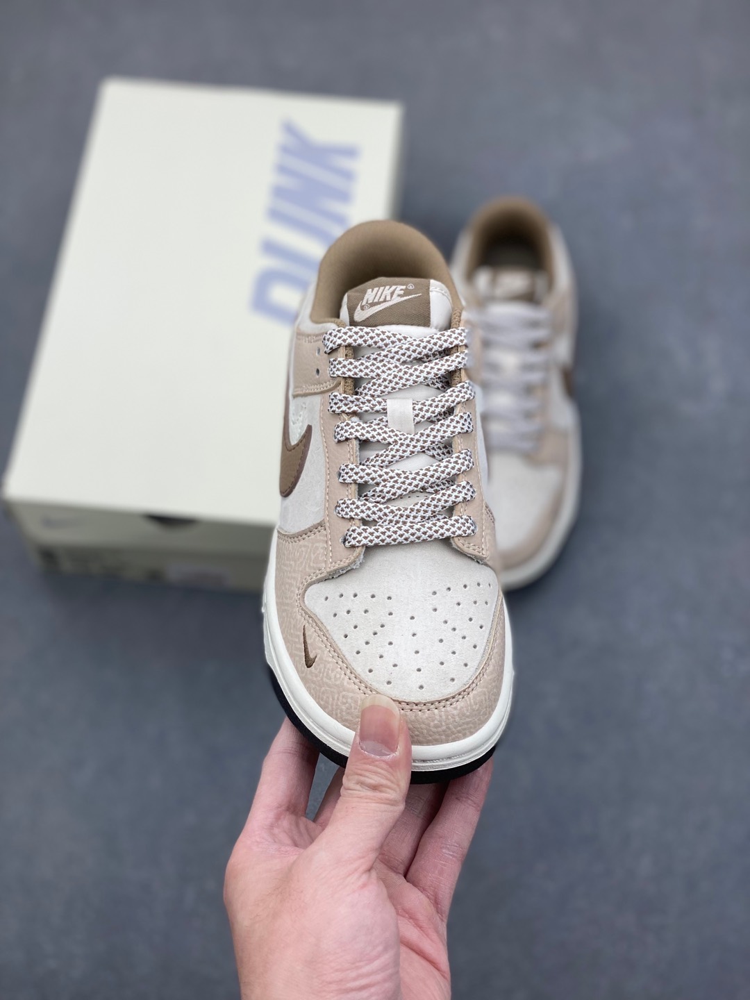 Nike SB Dunk Low 'Dark Mocha' Custom Sneakers - Limited Edition Release 2 i1735754227545 6790 0 1