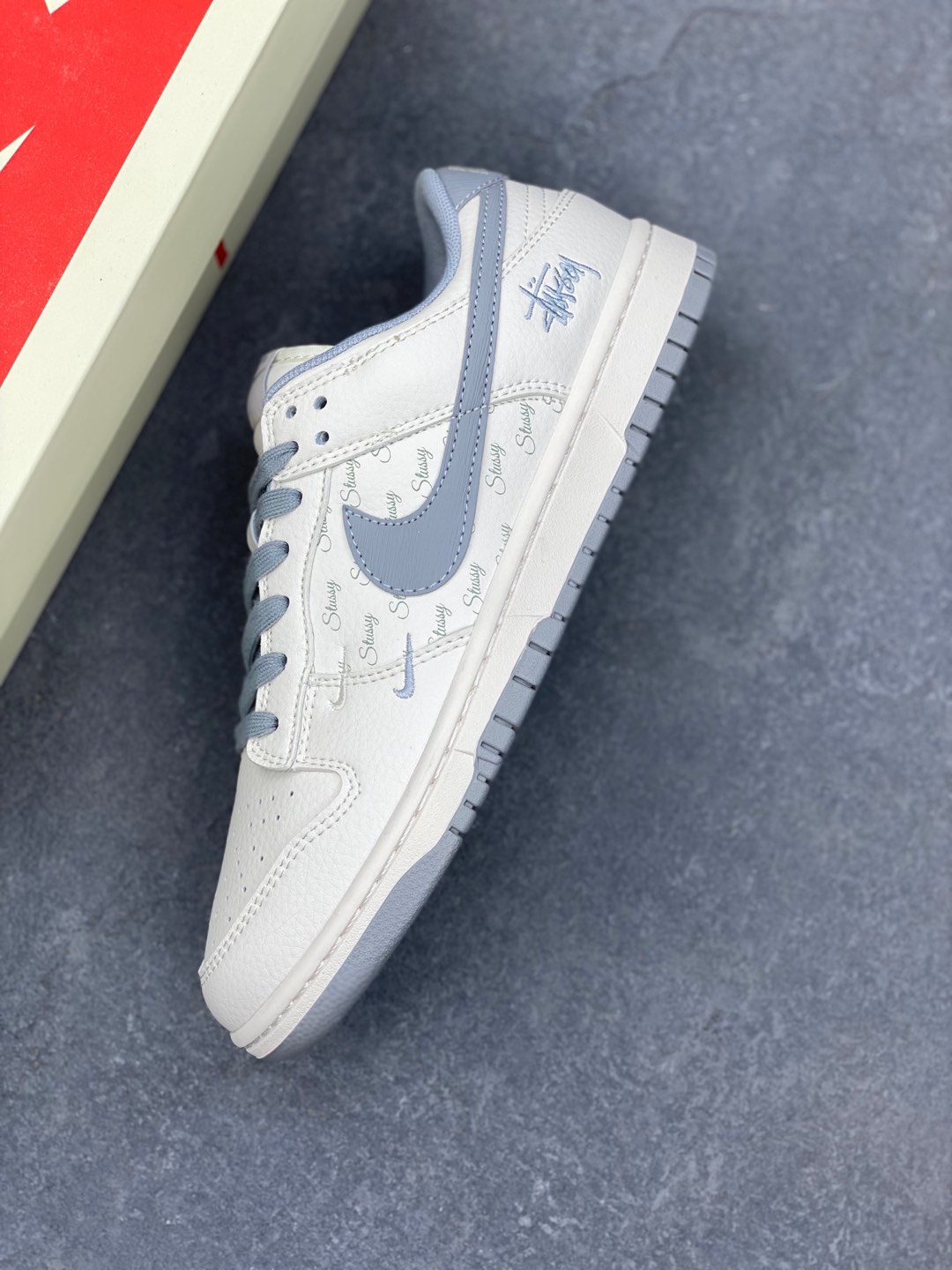 Nike SB Dunk Low Stussy Collab Gray Casual Sneakers, Anniversary Edition 7 i1735754571885 4028 0 6