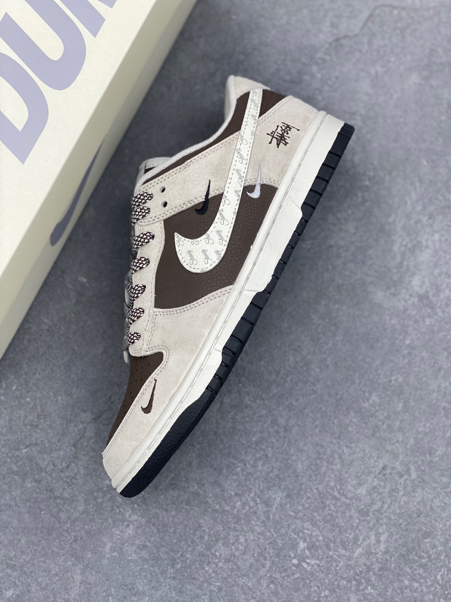 Nike SB Dunk Low Stussy Collab Brown Leather Casual Skateboarding Shoes 7 i1736194654919 2116 0 6