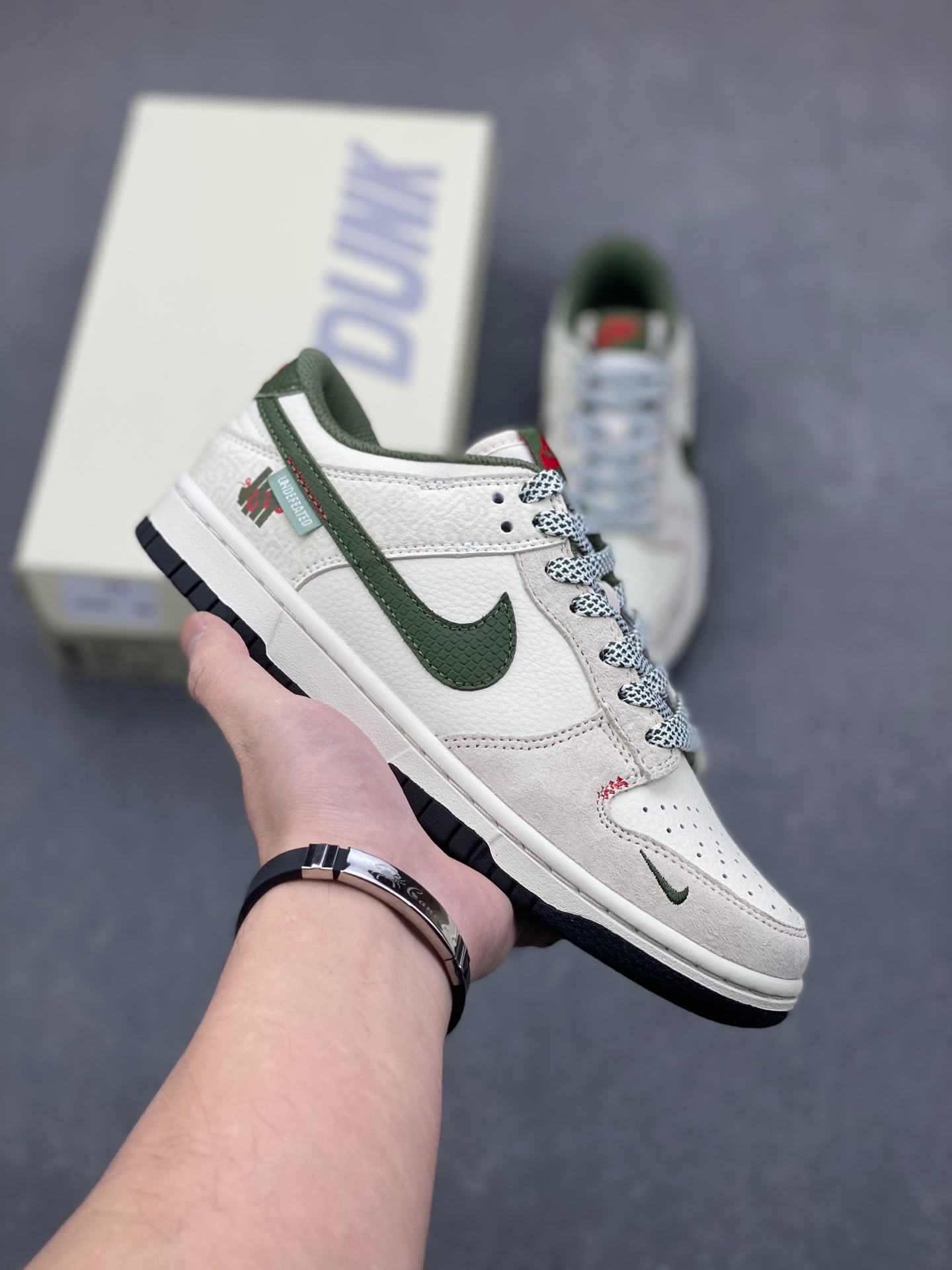 Nike SB Dunk Low UN 'Snakeskin' Limited Edition Casual Skateboarding Shoes 2 i1736195139953 7716 0 0