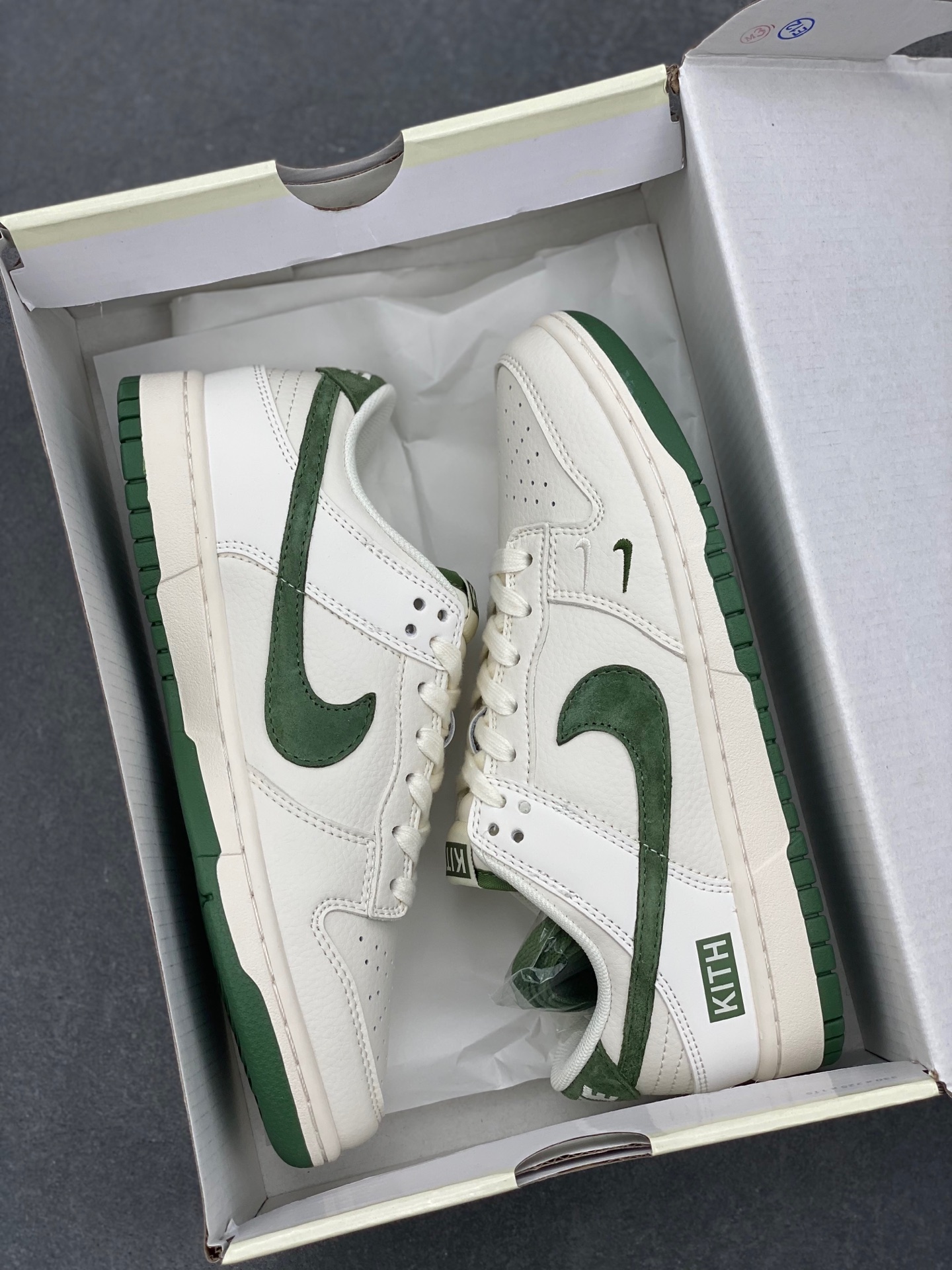 Nike SB Dunk Low Anniversary Custom Casual Sneakers, Limited Edition 9 i1736198945164 7523 0 8