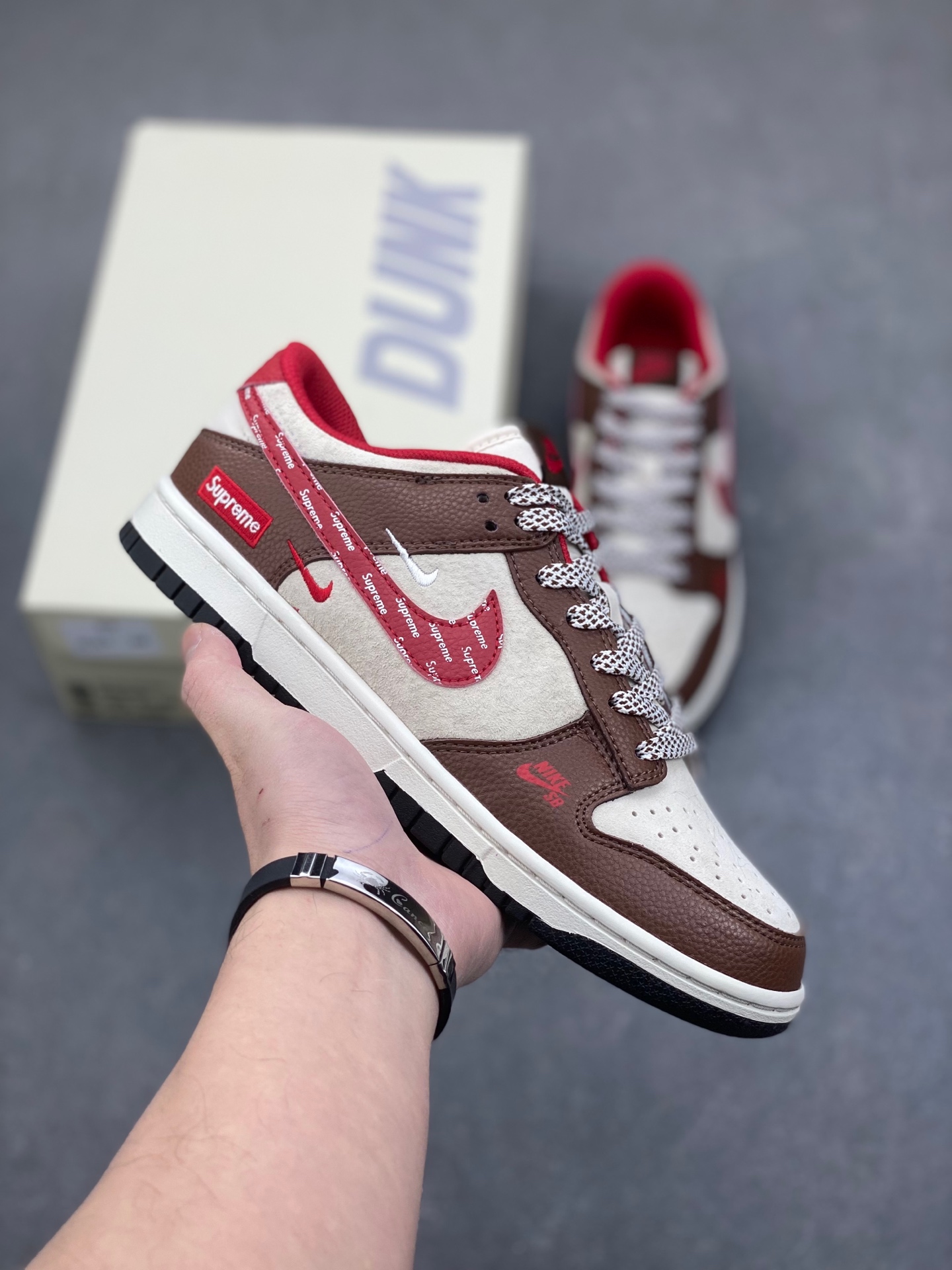 Nike Dunk Low Retro "Supreme" Custom Casual Sneaker - Premium Quality 2 i1736568220114 2454 0 0