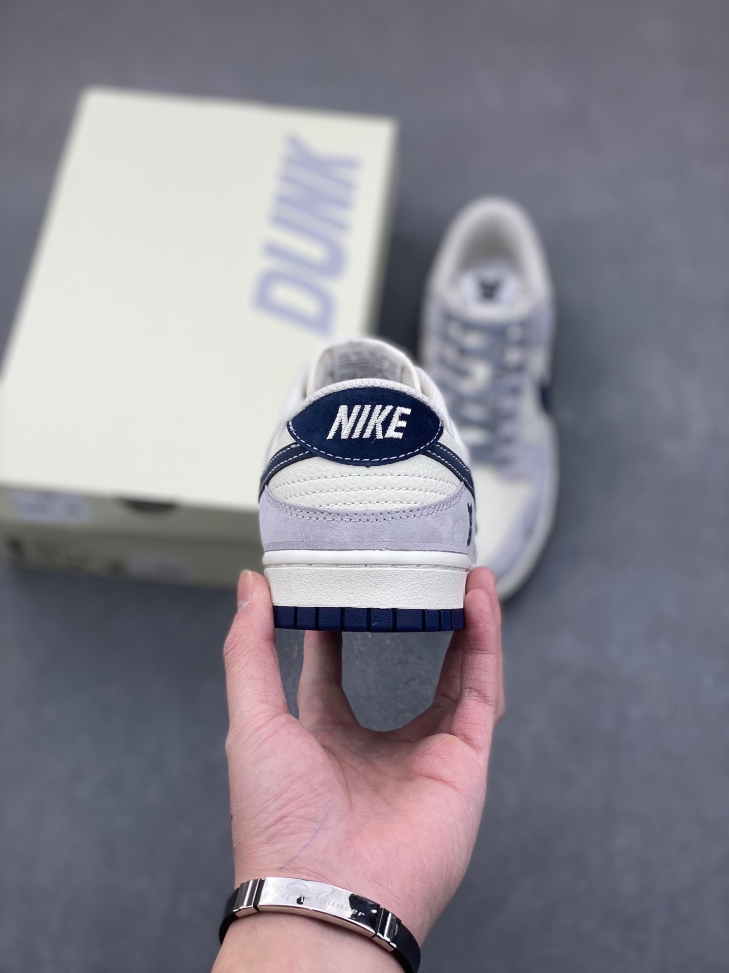 Nike Dunk Low Retro "DIY" Custom Casual Sneakers - Premium Materials & Comfort 4 i1736568365579 2198 0 3