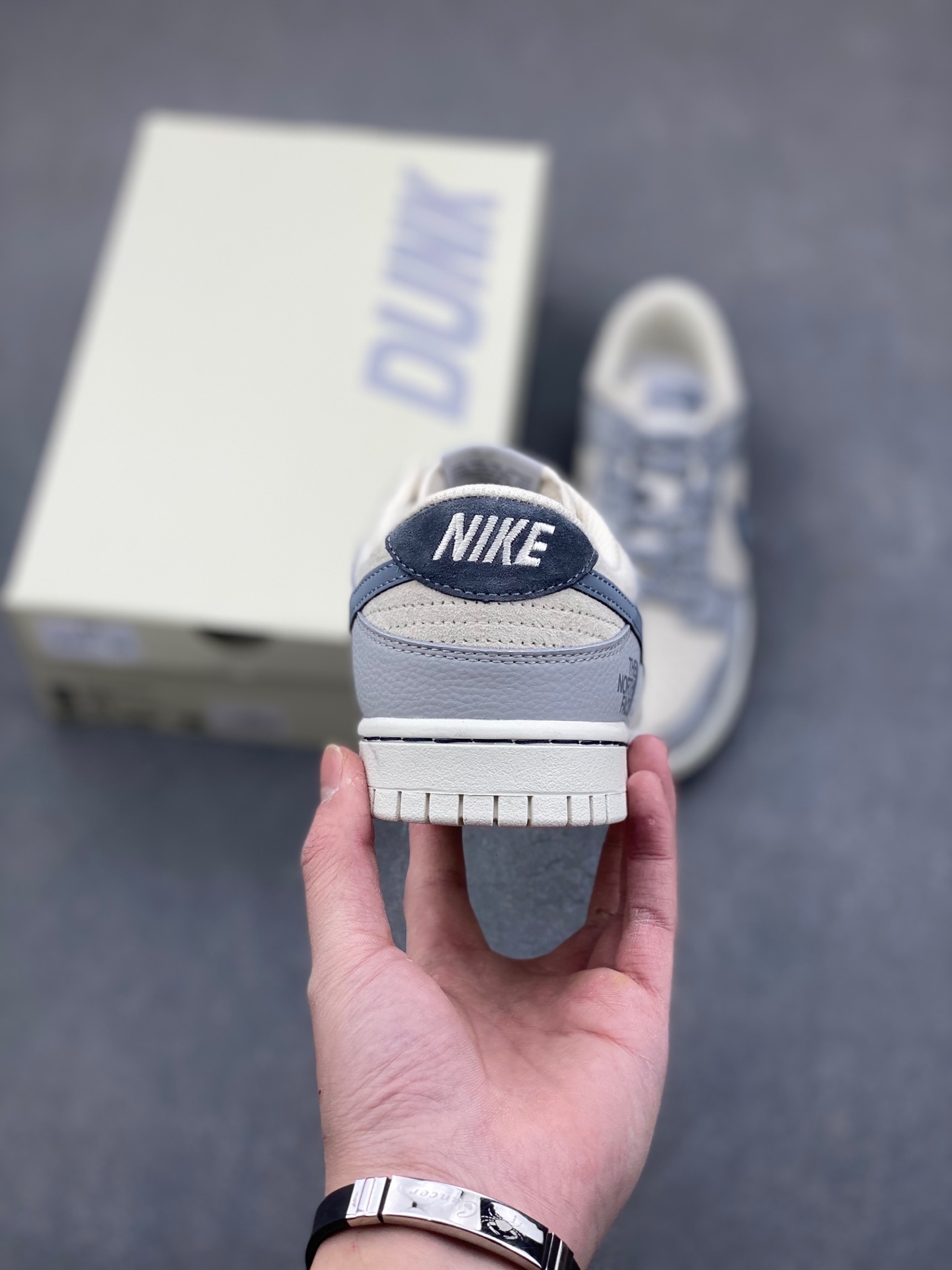 Nike Dunk Low Retro DIY Custom - Premium Leather, Comfort Fit, Durable Sole 4 i1736629188213 84 0 3