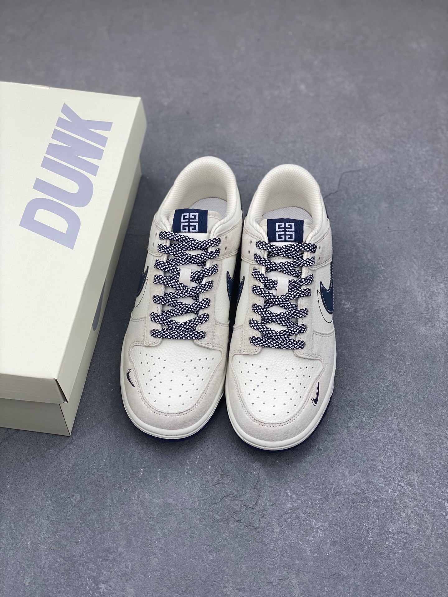 Nike Dunk Low Retro Givenchy Custom Sneakers - Premium Leather, Stylish Design 9 i1736629317796 6141 0 7