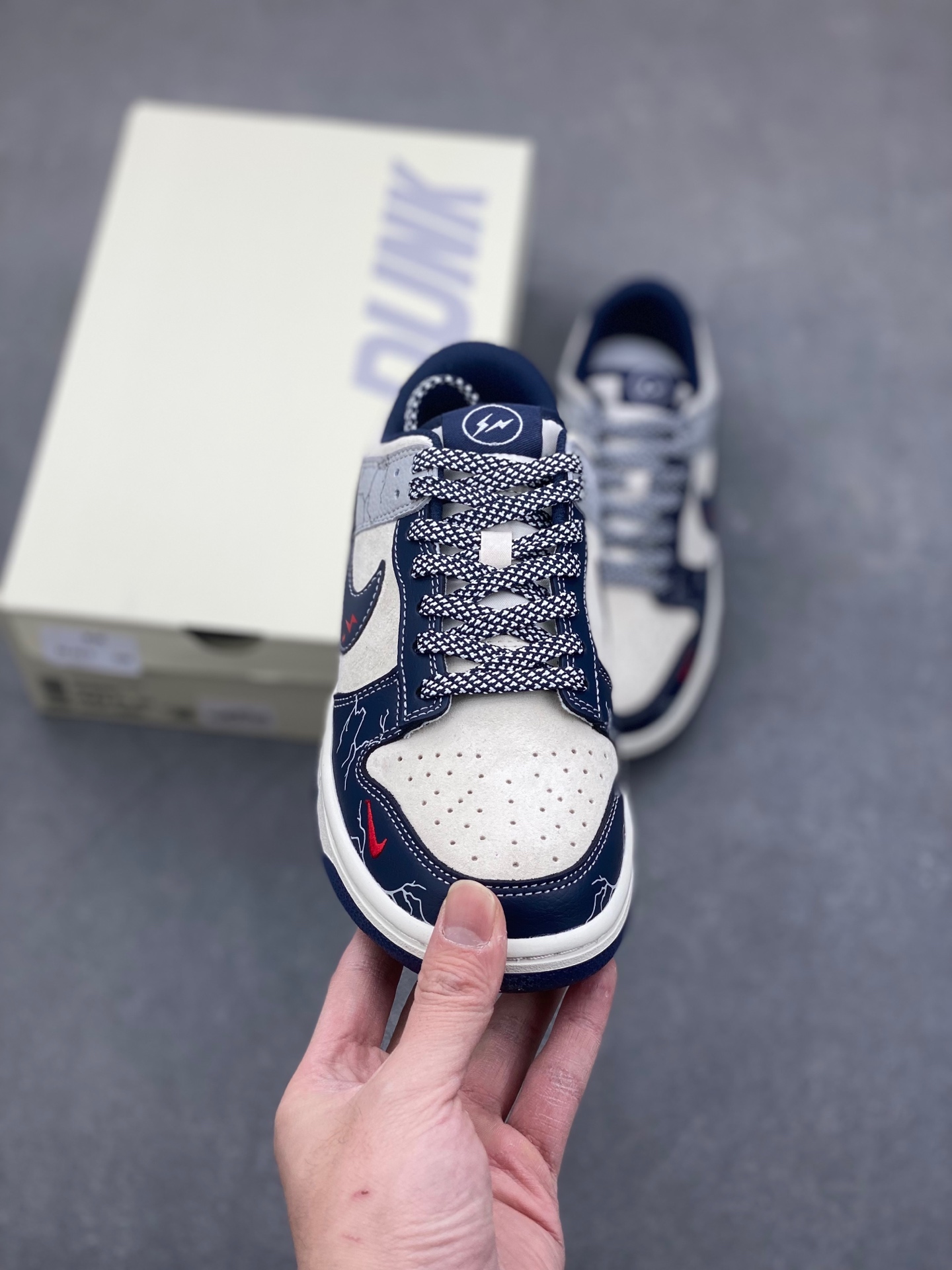 Nike Dunk Low Retro DIY Custom Casual Sneakers - Premium Leather, Unique Design 3 i1736629652872 7769 0 1