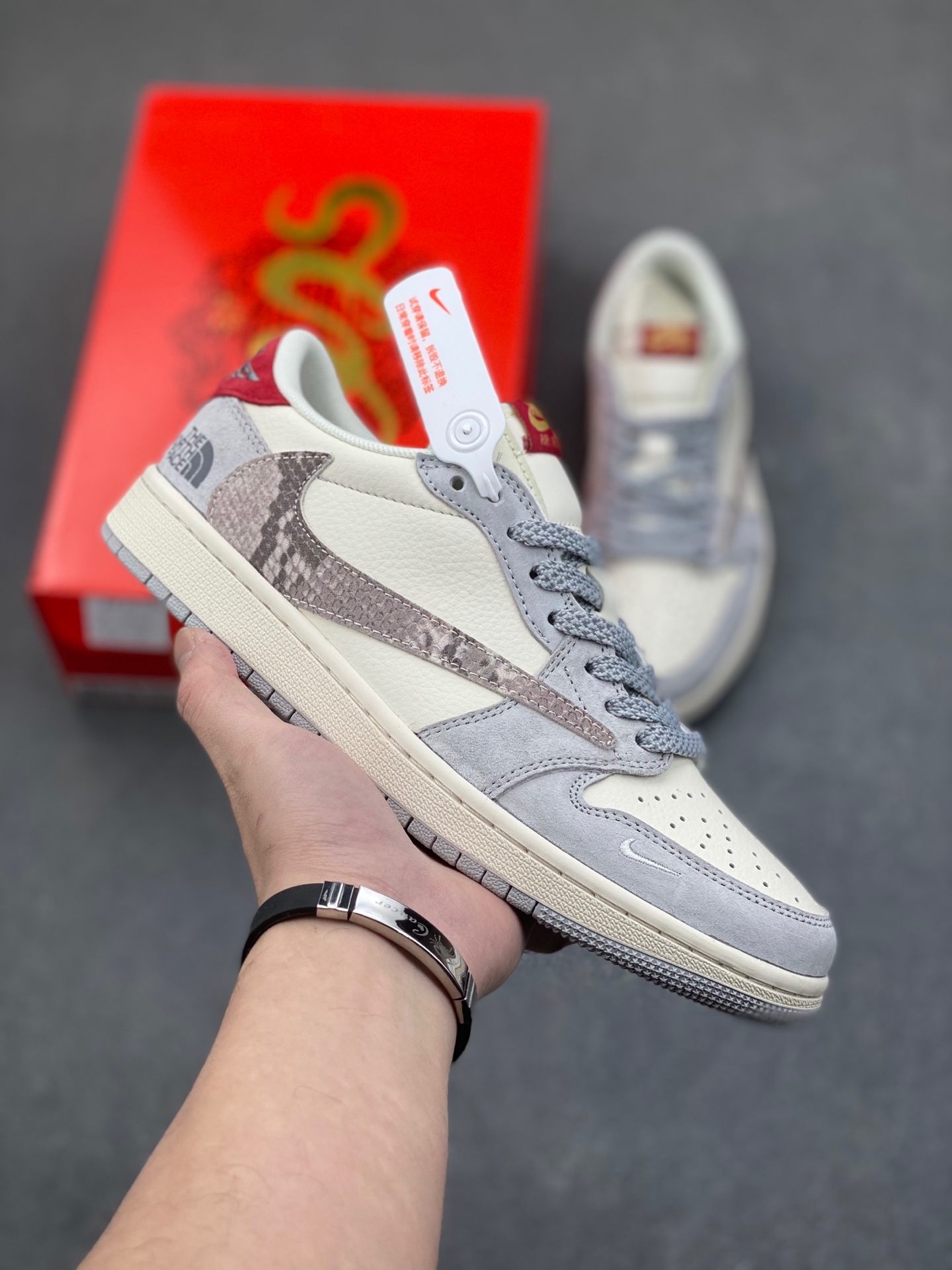 Air Jordan 1 Low Travis Scott Reverse Mocha - Premium Quality & Comfort 1 i1736724873643 4164 0 0