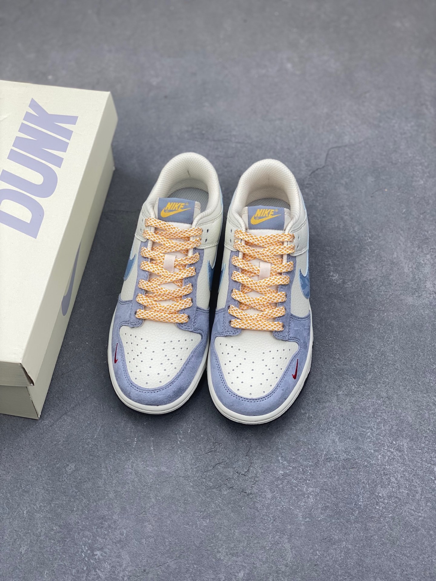 Nike SB Dunk Low x Supreme White Blue Purple, Original Leather, Comfort Fit 8 i1736725315415 2774 0 7