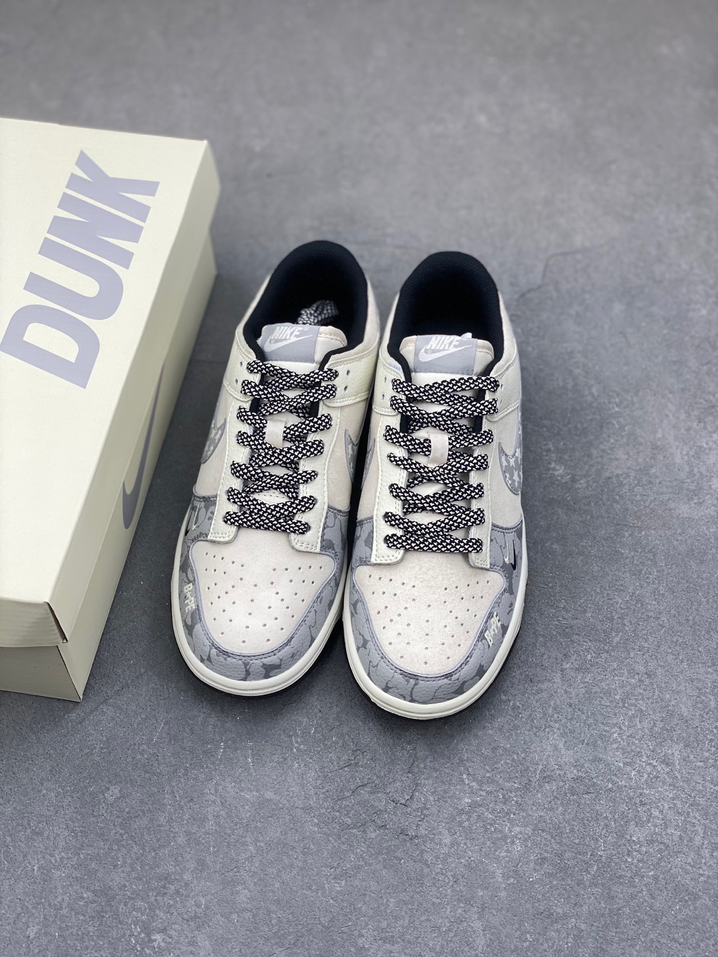 Nike SB Dunk Low x BAPE White Grey Starry Sky Edition Authentic Sneakers 8 i1736896423980 6403 0 7