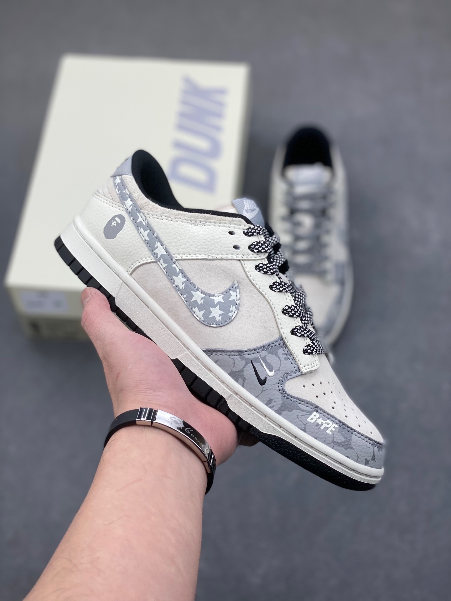 Nike SB Dunk Low x BAPE White Grey Starry Sky Edition Authentic Sneakers 1 i1736896424770 9185 0 0