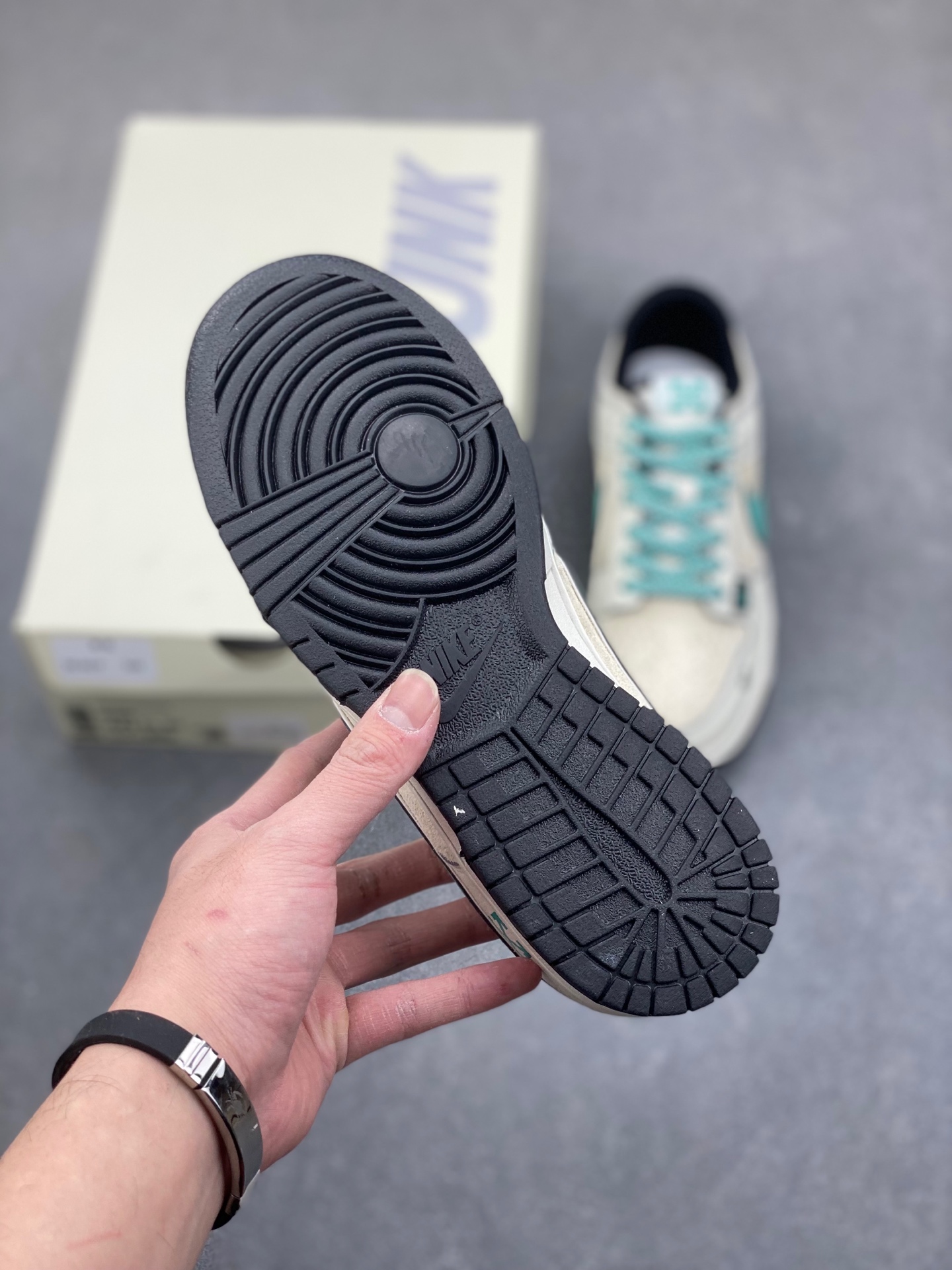 Nike SB Dunk Low x Off-White White Green Starry Sky - Premium Quality 7 i1736896612588 4523 0 5
