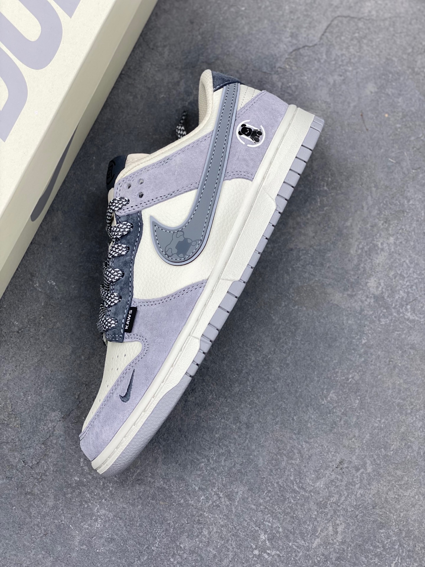 Nike SB Dunk Low Anniversary Custom Casual Shoe - Premium Quality & Comfort 8 i1736896766619 2762 0 6