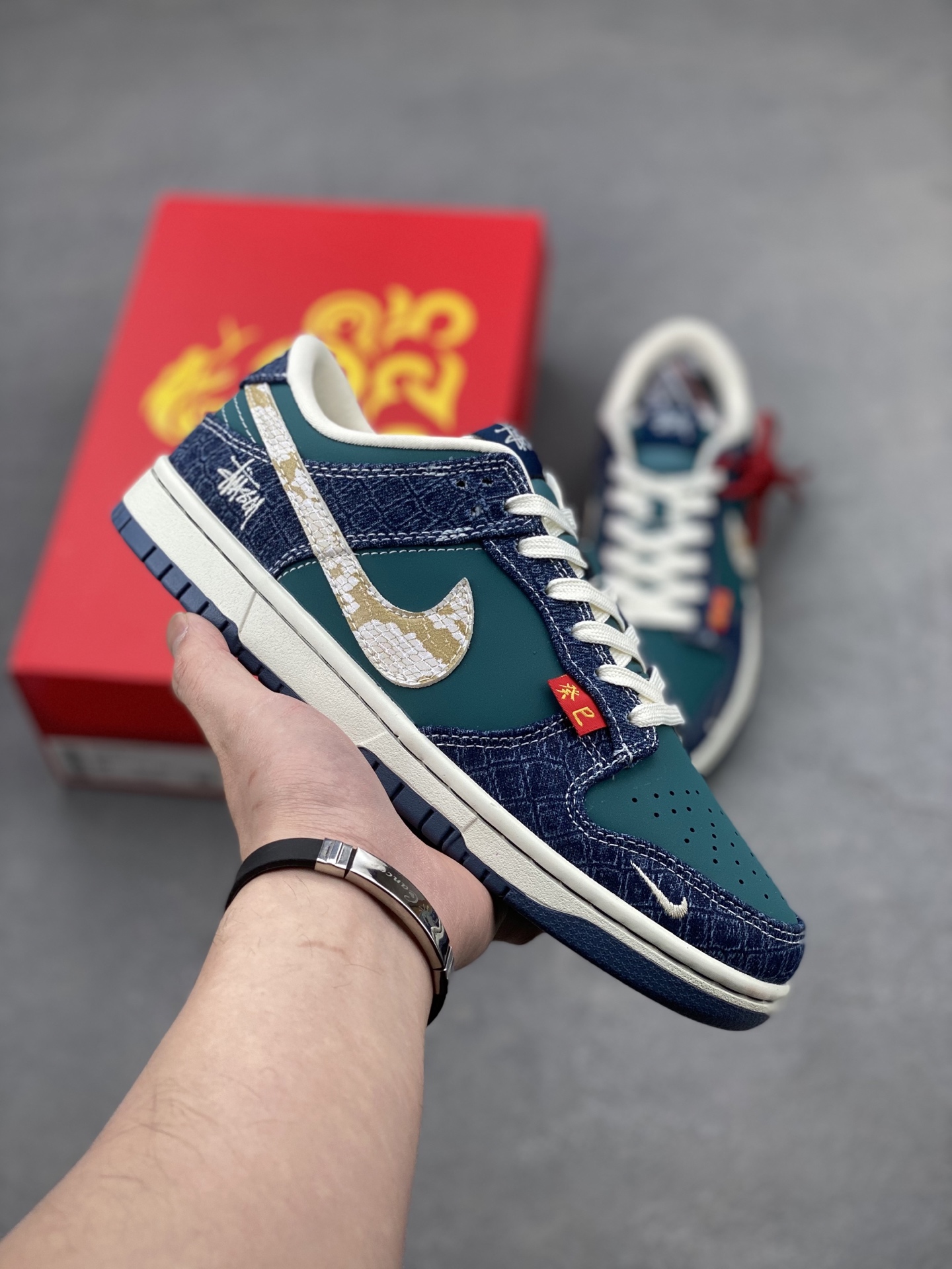 Nike Dunk Low Retro Louis Vuitton Custom Low-Top Casual Sneakers 2 i1739997076758 2948 0 0