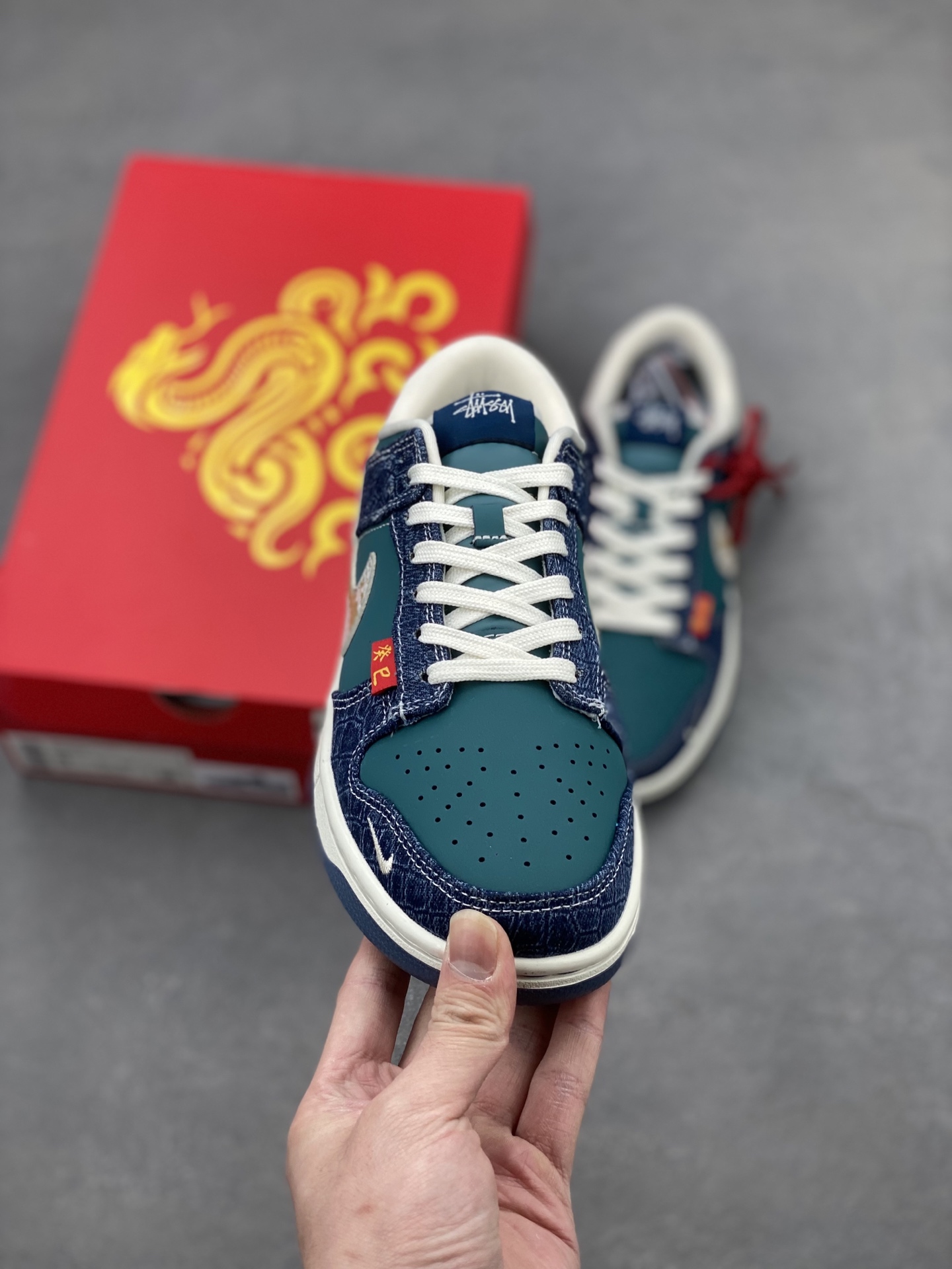 Nike Dunk Low Retro Louis Vuitton Custom Low-Top Casual Sneakers 3 i1739997076829 2788 0 1