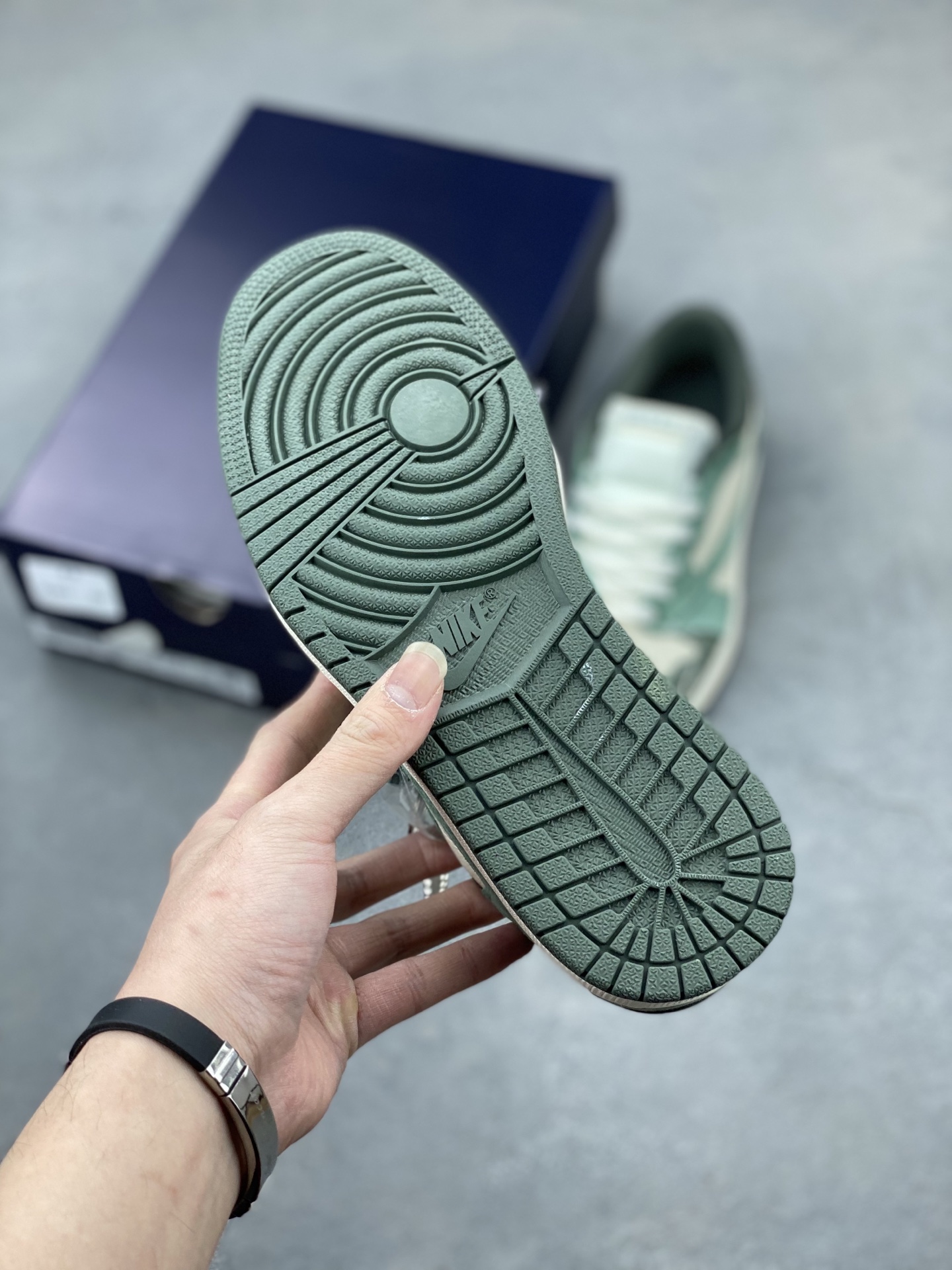 Travis Scott x Fragment Design x Air Jordan 1 Low OG SP 'Gucci' 7 i1742060762102 5501 0 5