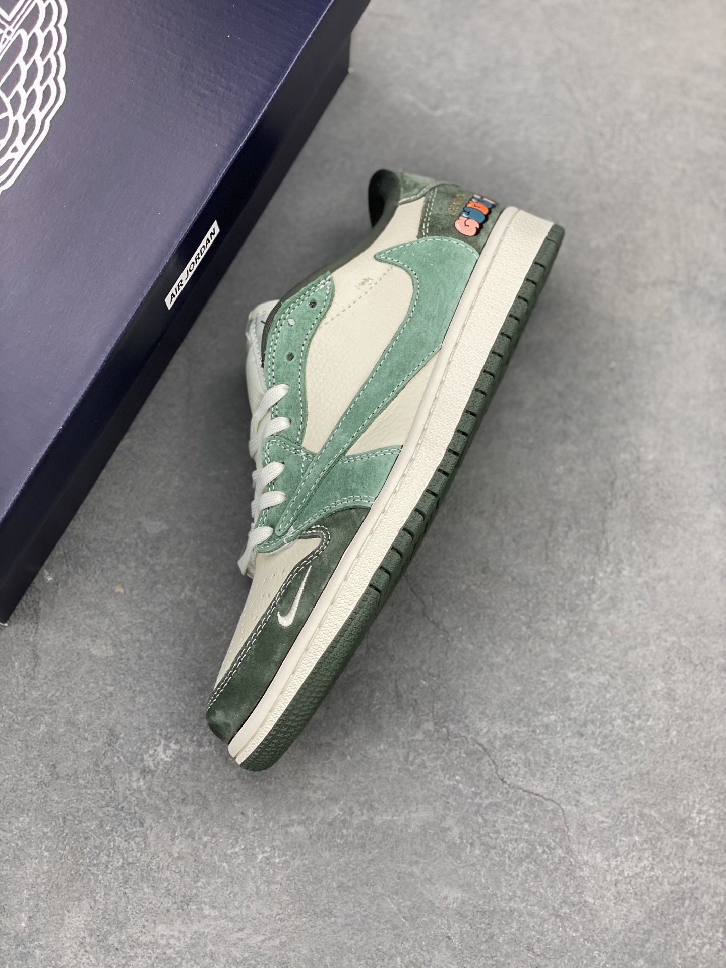 Travis Scott x Fragment Design x Air Jordan 1 Low OG SP 'Gucci' 8 i1742060765147 9374 0 6