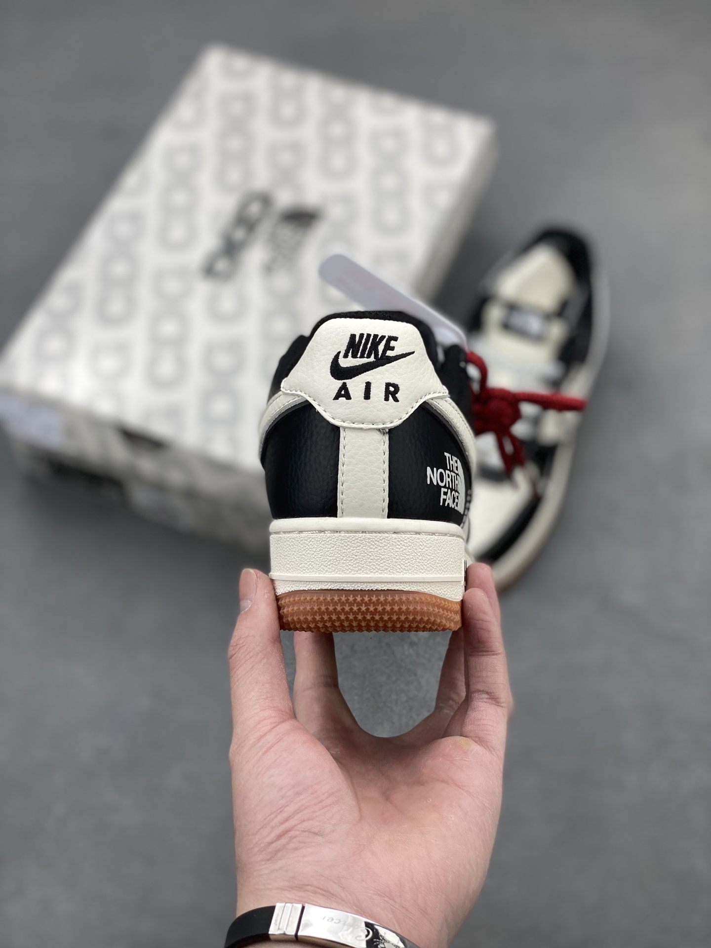 Nike Air Force 1 '07 Low The North Face Edition Sneakers 5 i1742593009153 86 0 3