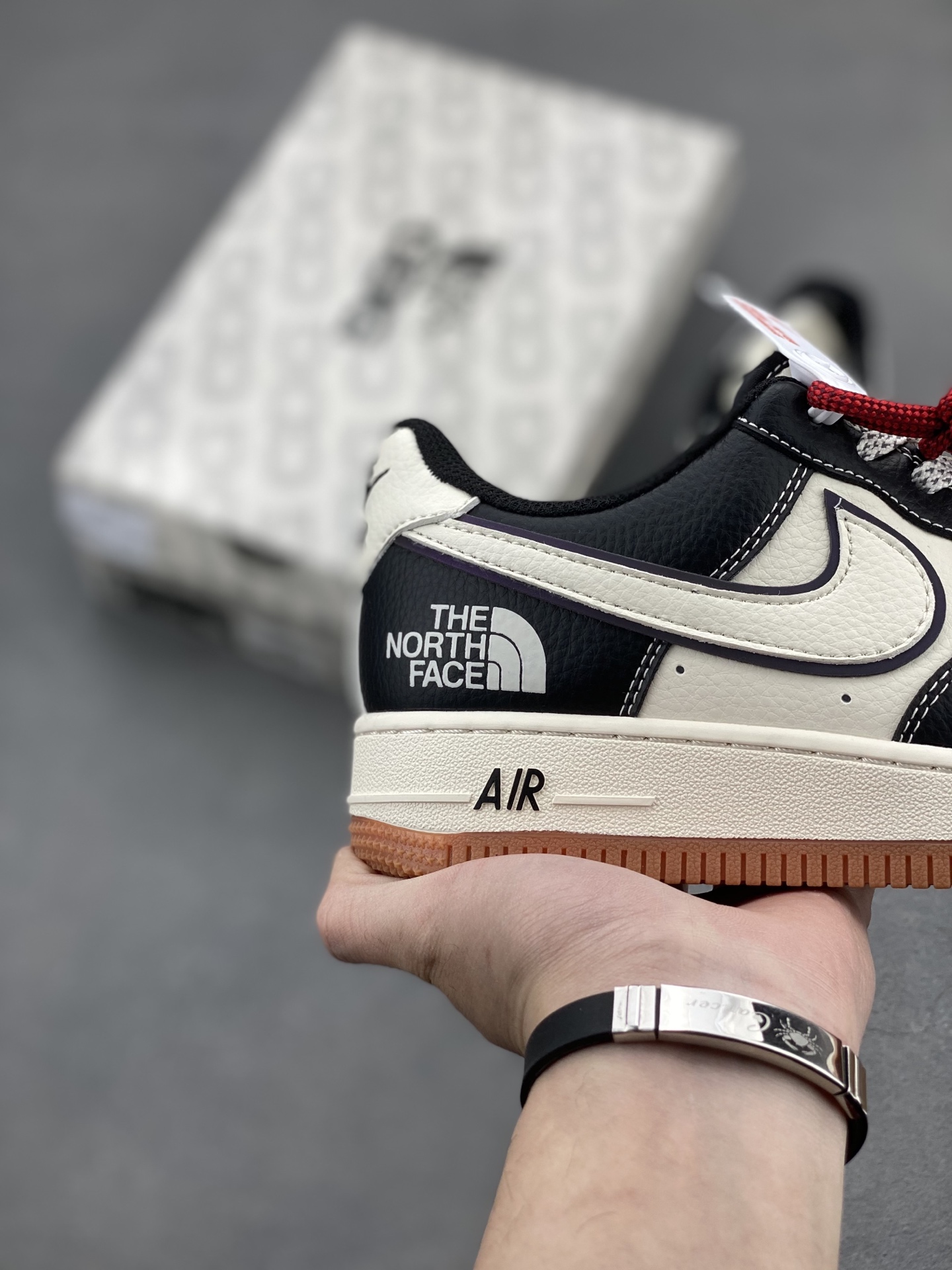 Nike Air Force 1 '07 Low The North Face Edition Sneakers 6 i1742593016850 4450 0 4
