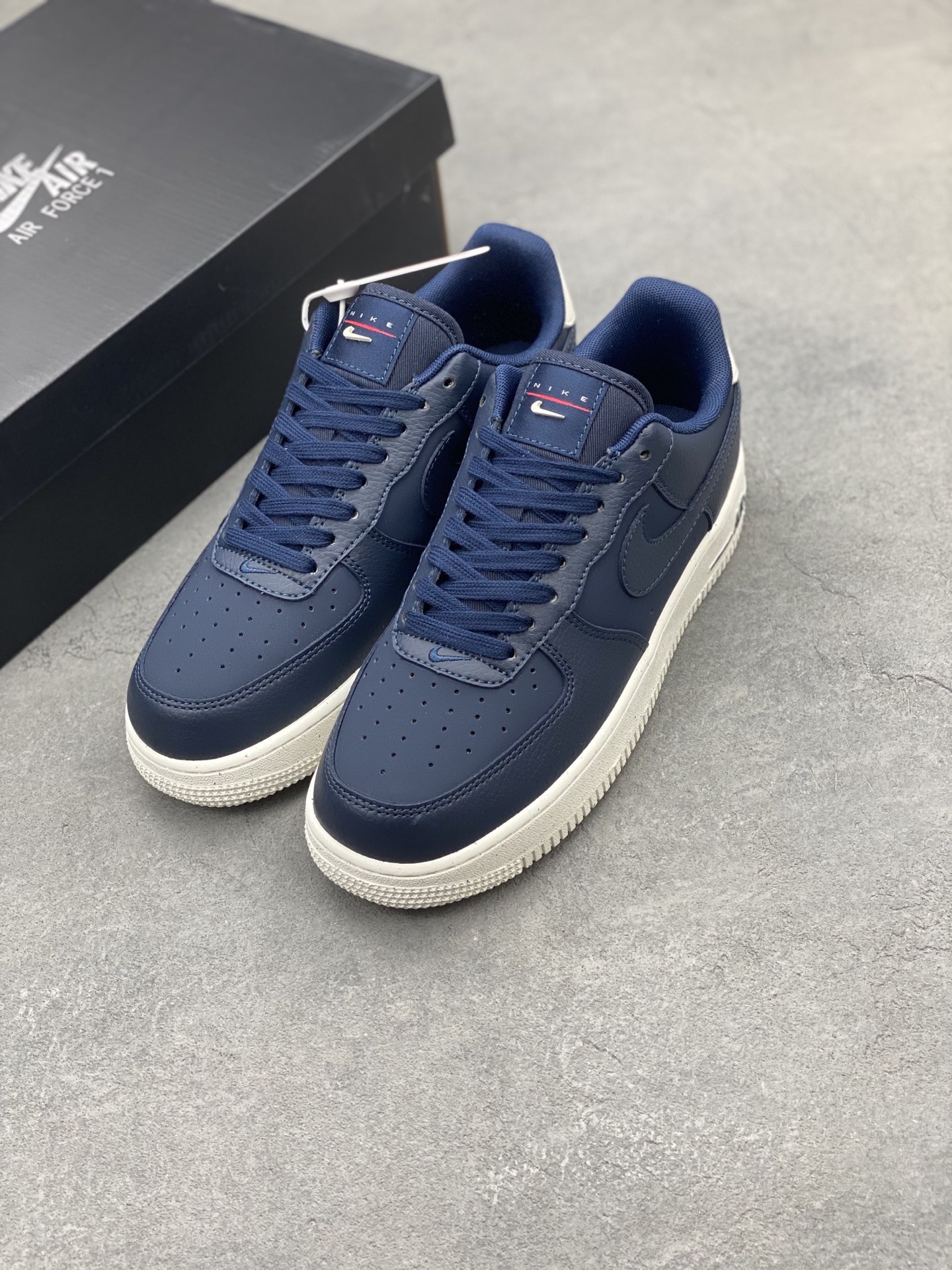 Nike Air Force 1 '07 Low Navy Blue Casual Shoes DZ2708-100 9 i1742593072810 9768 0 7