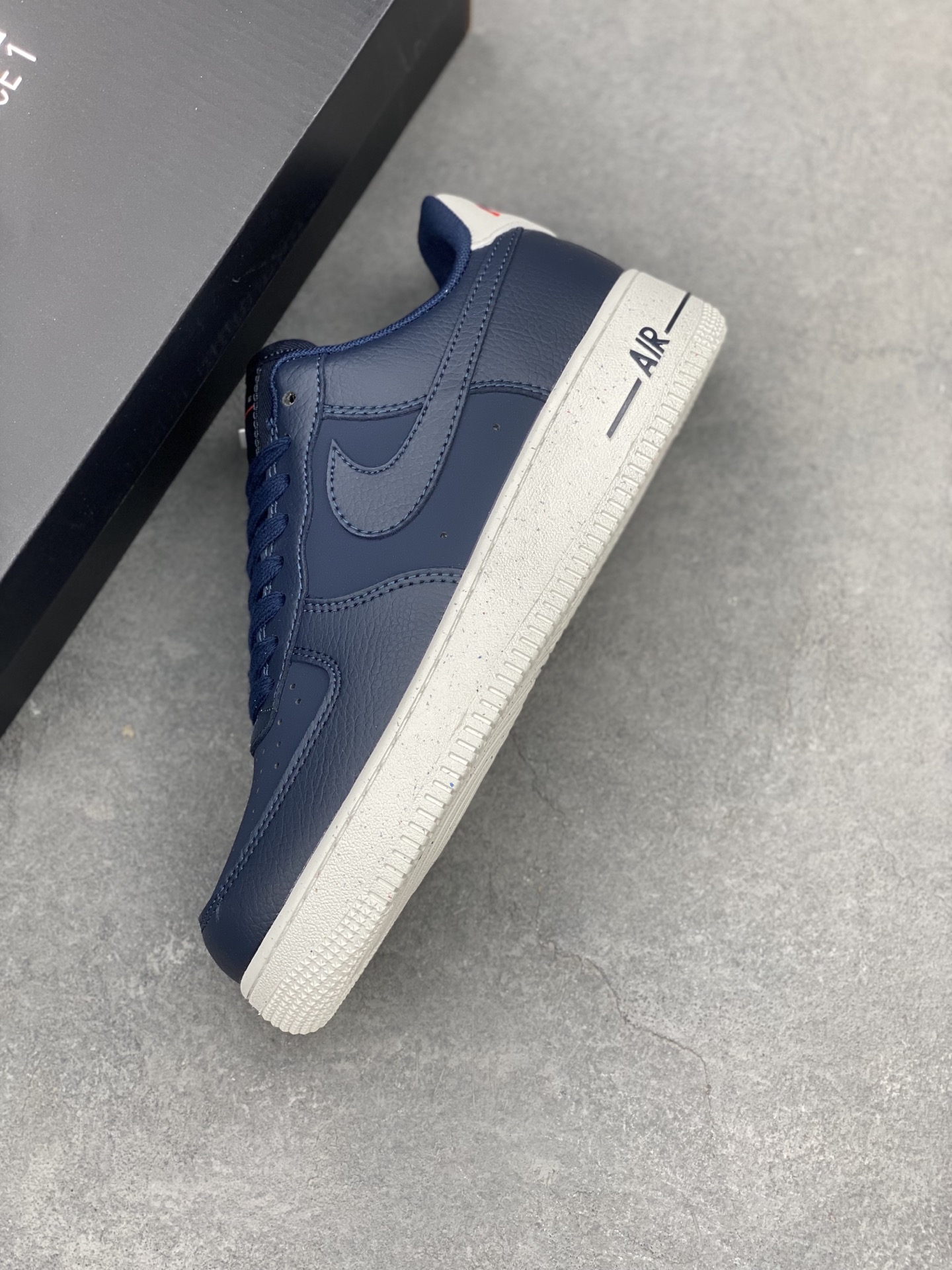 Nike Air Force 1 '07 Low Navy Blue Casual Shoes DZ2708-100 8 i1742593077226 872 0 6
