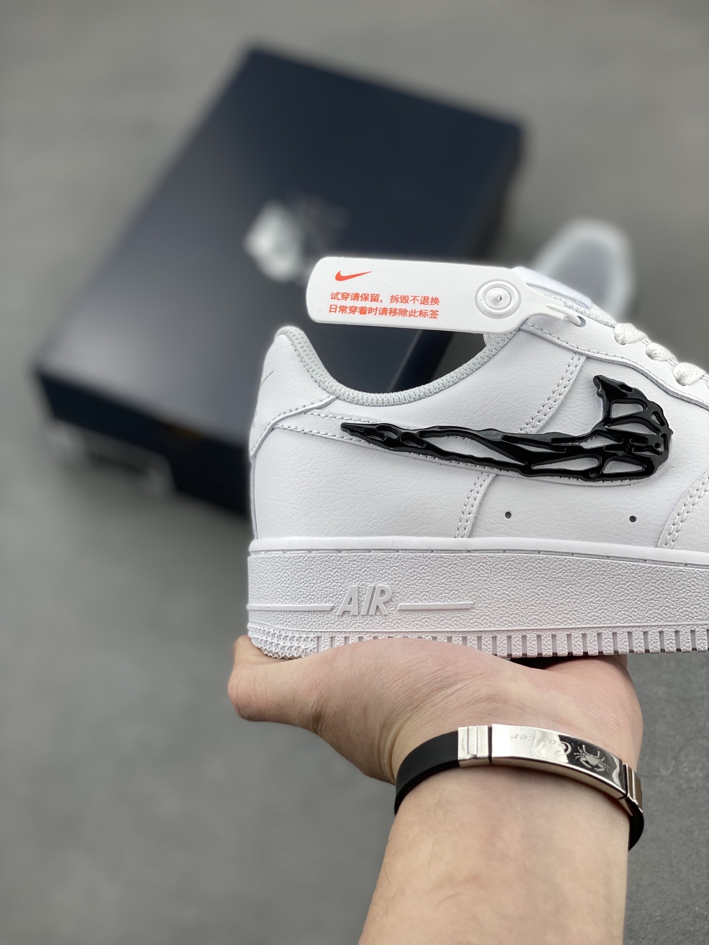 Nike Air Force 1 '07 Low White/Black Casual Shoes (IF1686-101) 6 i1742593133790 5374 0 4