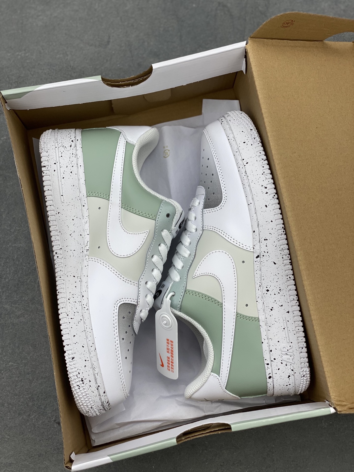 Nike Air Force 1 Low '07 Gradient Grey Green Splatter Sneakers 10 i1742593243232 3427 0 8