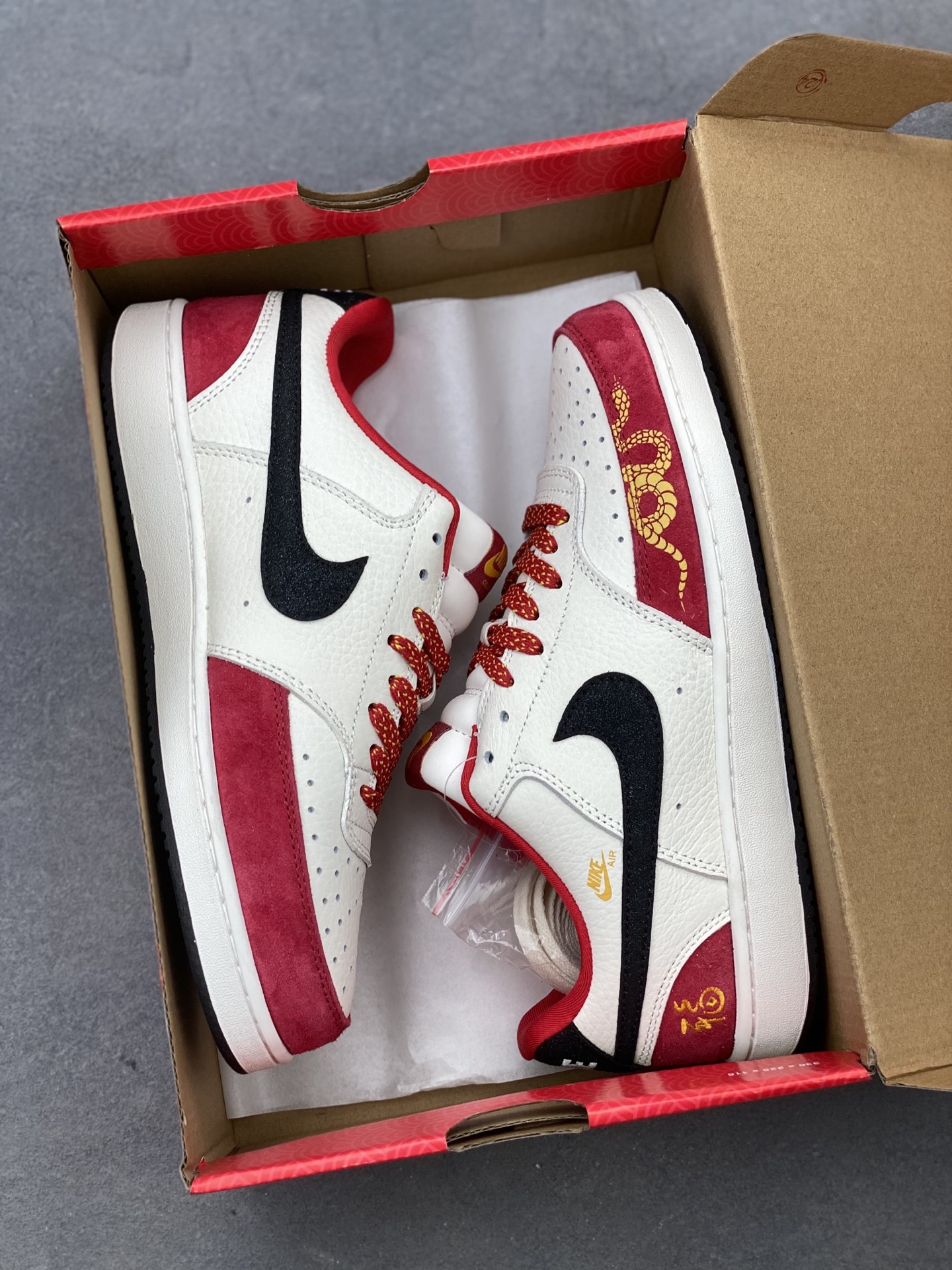 Nike Ebernon Low PRM: Breathable, Versatile Sneakers for Everyday Wear 10 i1742593585321 6487 0 8