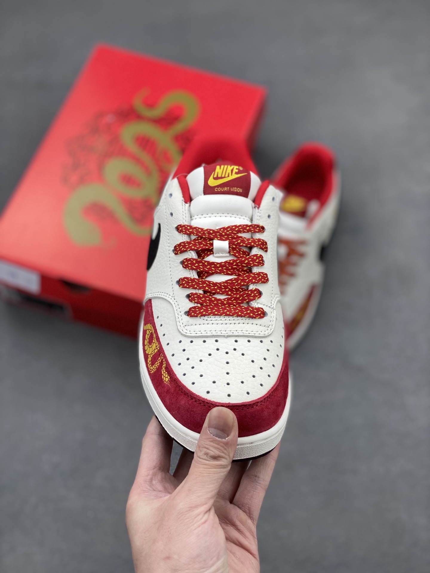 Nike Ebernon Low PRM: Breathable, Versatile Sneakers for Everyday Wear 3 i1742593585575 8217 0 1