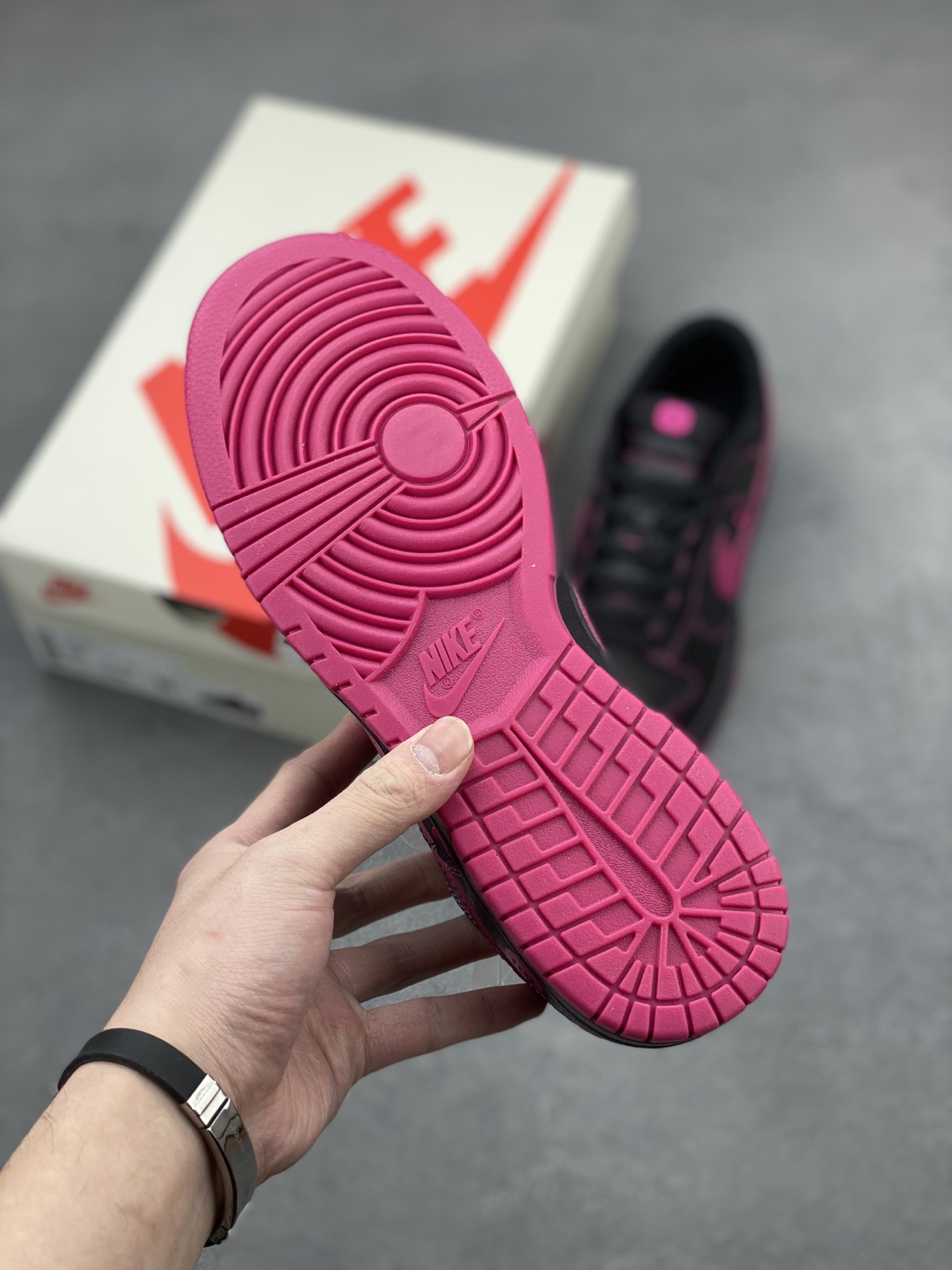 Nike Dunk Low Retro Black/Fuchsia Dream Sneakers - Comfortable, Stylish, Durable 7 i1742661653861 5002 0 5