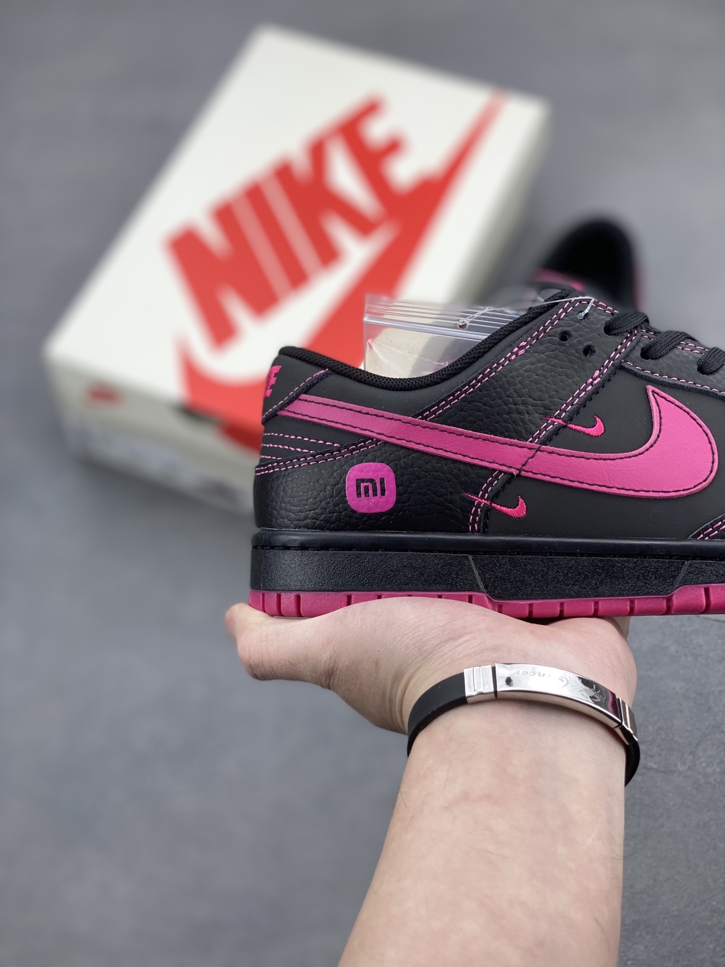 Nike Dunk Low Retro Black/Fuchsia Dream Sneakers - Comfortable, Stylish, Durable 6 i1742661654299 5916 0 4