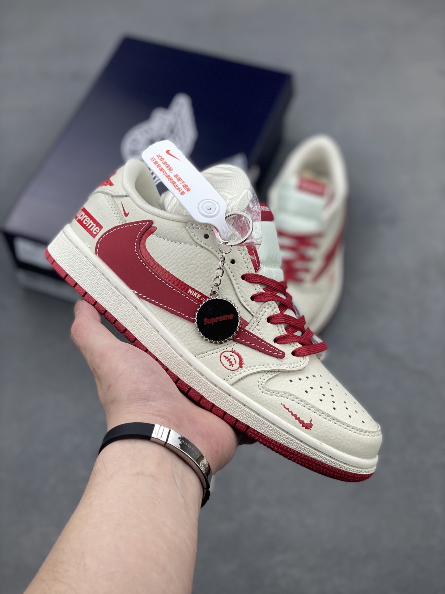 Travis Scott x Fragment Design Air Jordan 1 Low OG SP "Supreme"