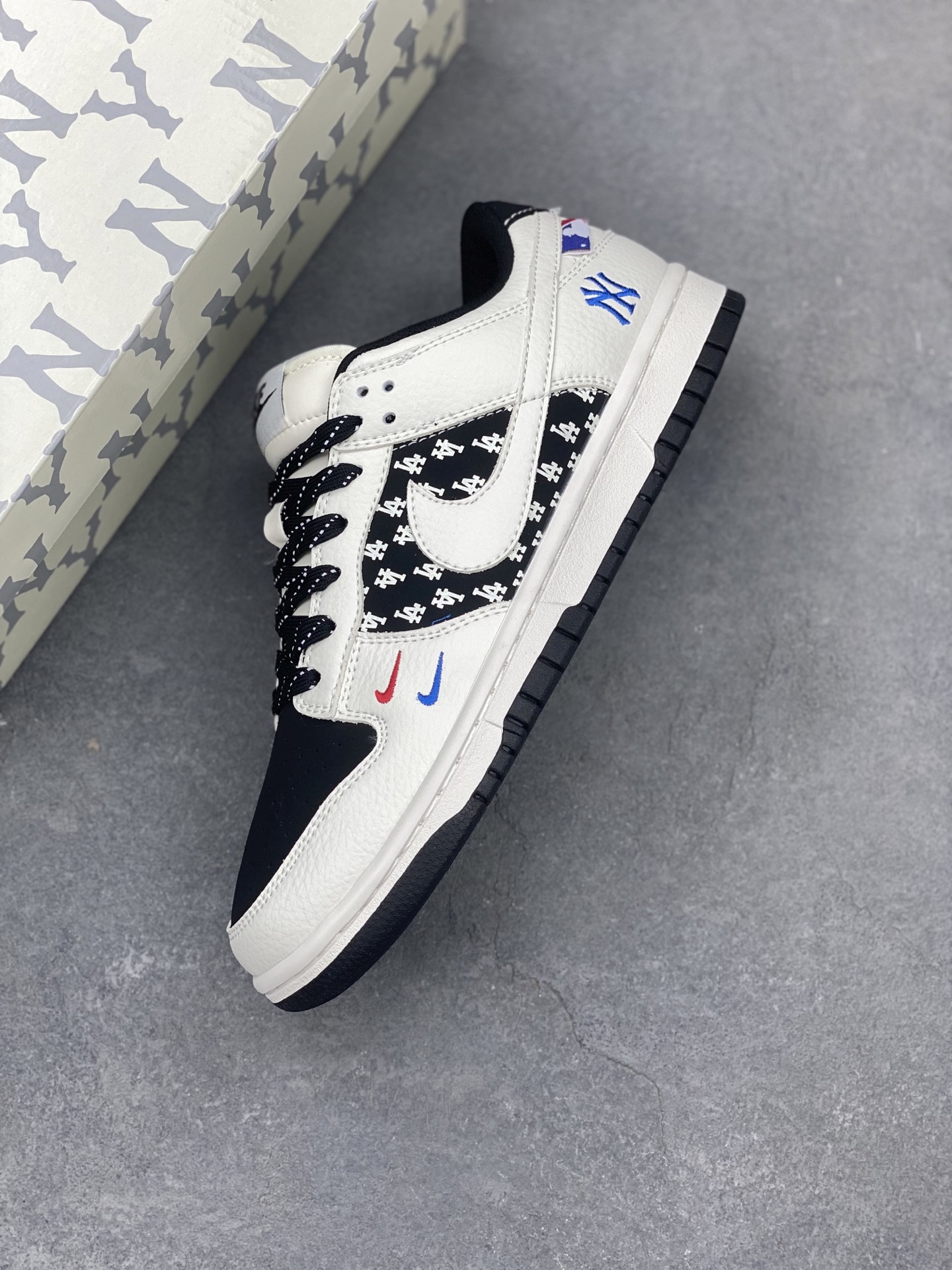 Nike Dunk Low Retro DIY Custom Sneakers - Premium Leather, Unique Design 7 i1743437692330 4381 0 6