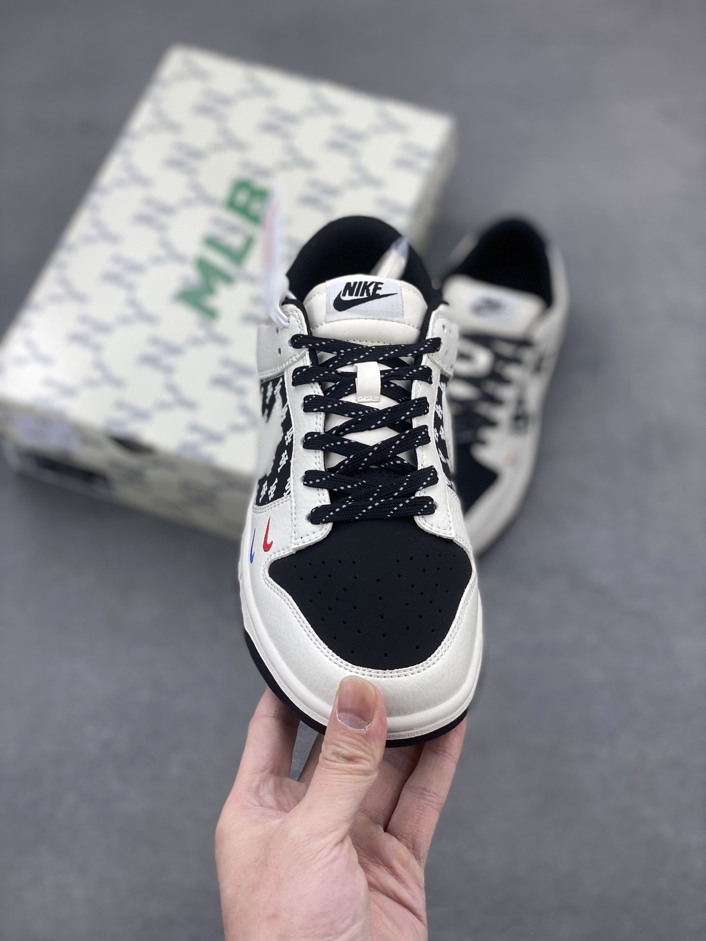 Nike Dunk Low Retro DIY Custom Sneakers - Premium Leather, Unique Design 2 i1743437693770 6699 0 1