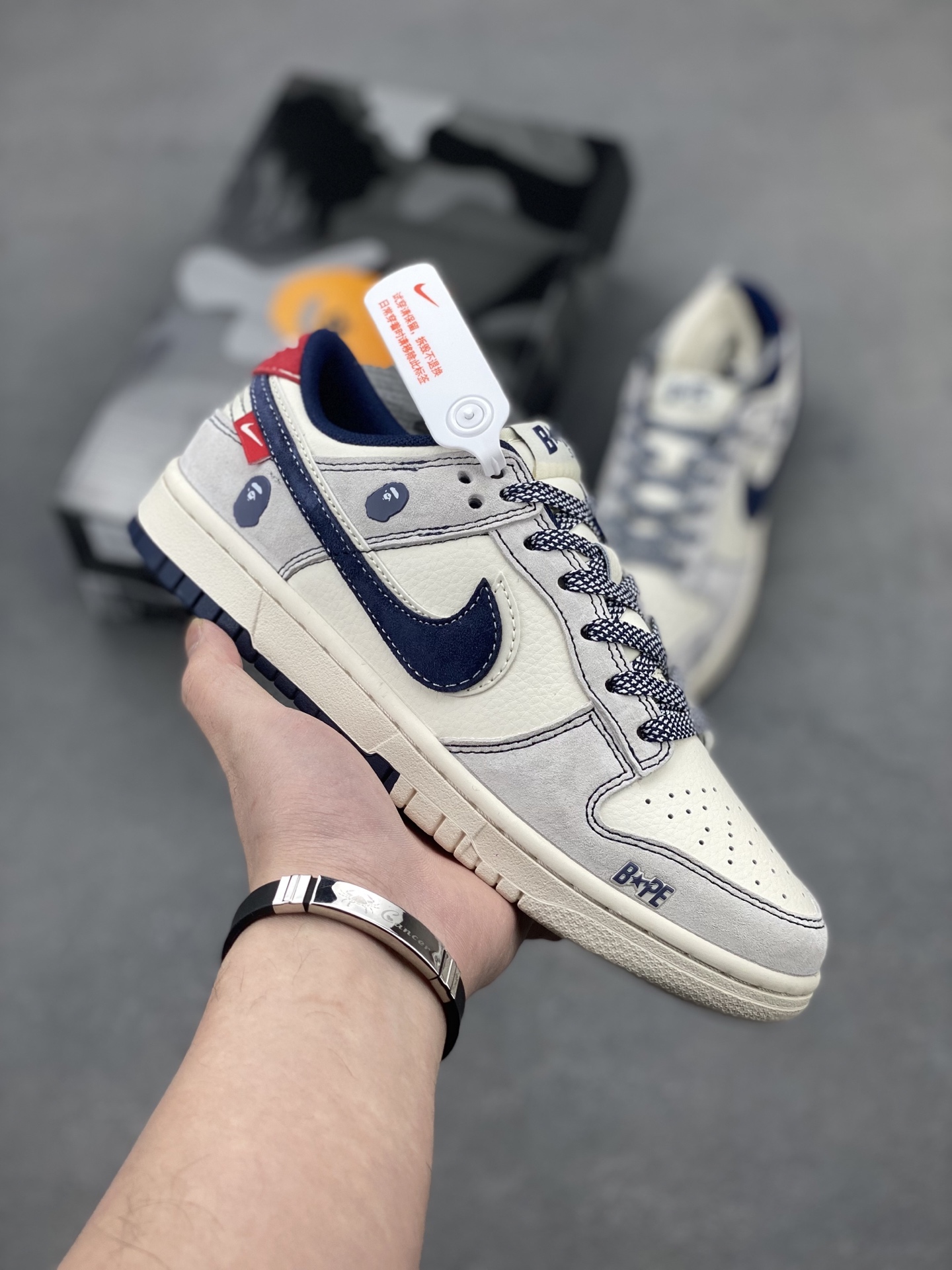 Nike SB Dunk Low BAPE Collaboration Blue White Premium Sneakers 2 i1743536347982 3994 0 0