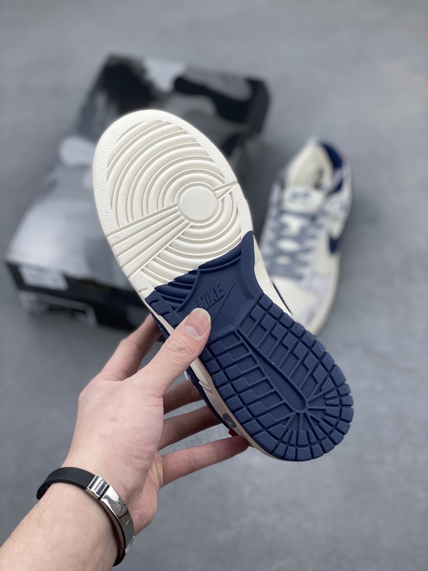 Nike SB Dunk Low BAPE Collaboration Blue White Premium Sneakers 7 i1743536350076 7996 0 5