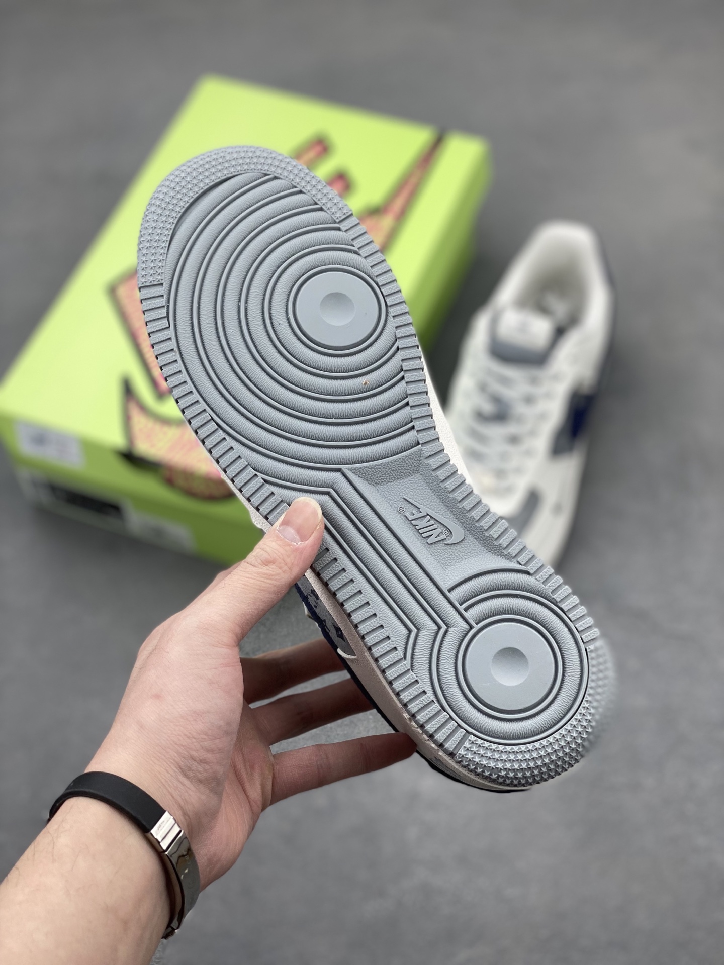 Nike Air Force 1 '07 Low Sneakers - Limited Edition, Panda Design, Cushioned Comfort 7 i1743610830988 172 0 5