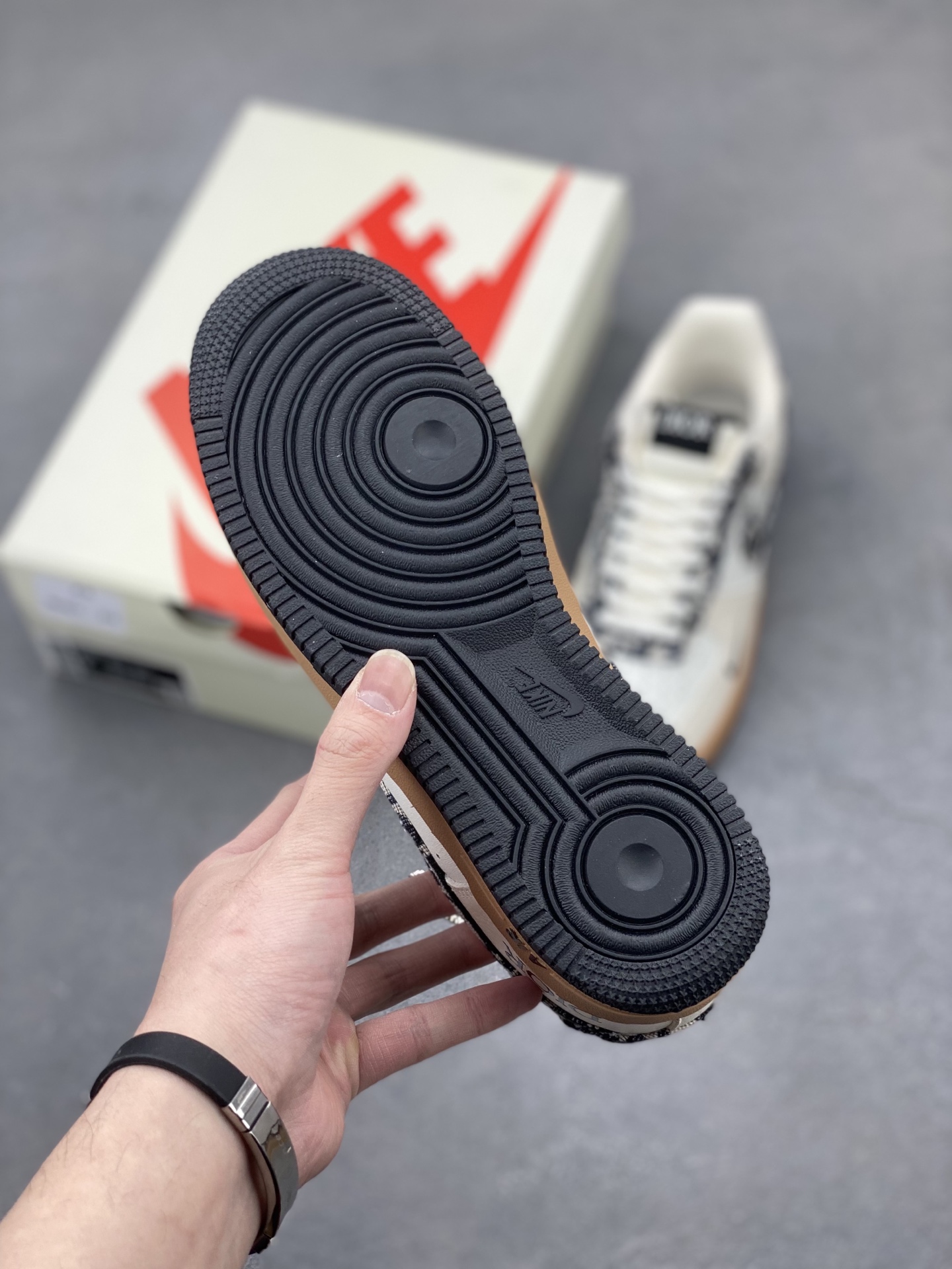 Nike Air Force 1 '07 Low Sneakers Limited Edition Designer Collaboration 7 i1743611031553 1135 0 5