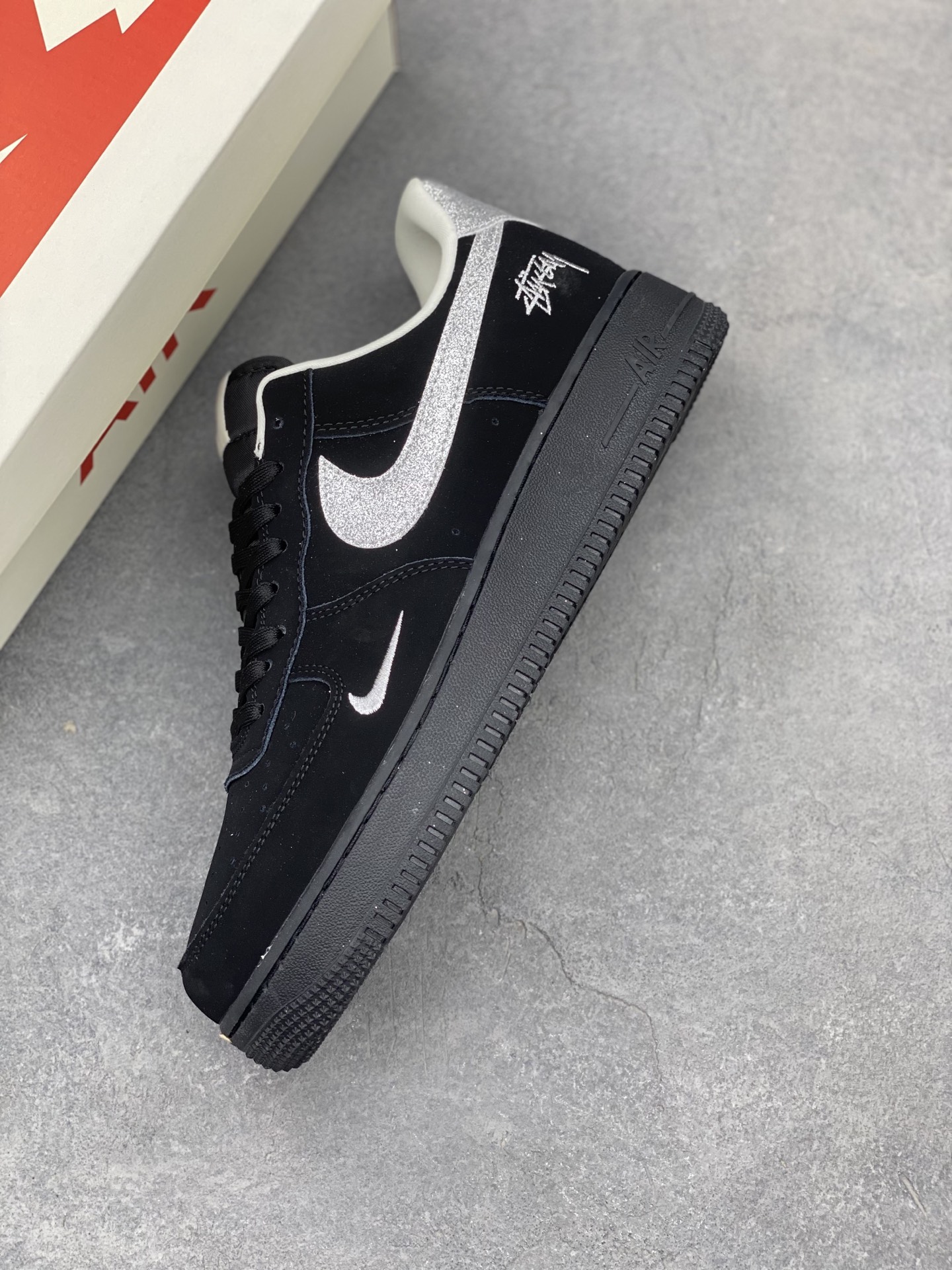Nike Air Force 1 '07 Low Black Sneakers - Limited Edition, Comfortable Fit 8 i1743611065929 2059 0 6